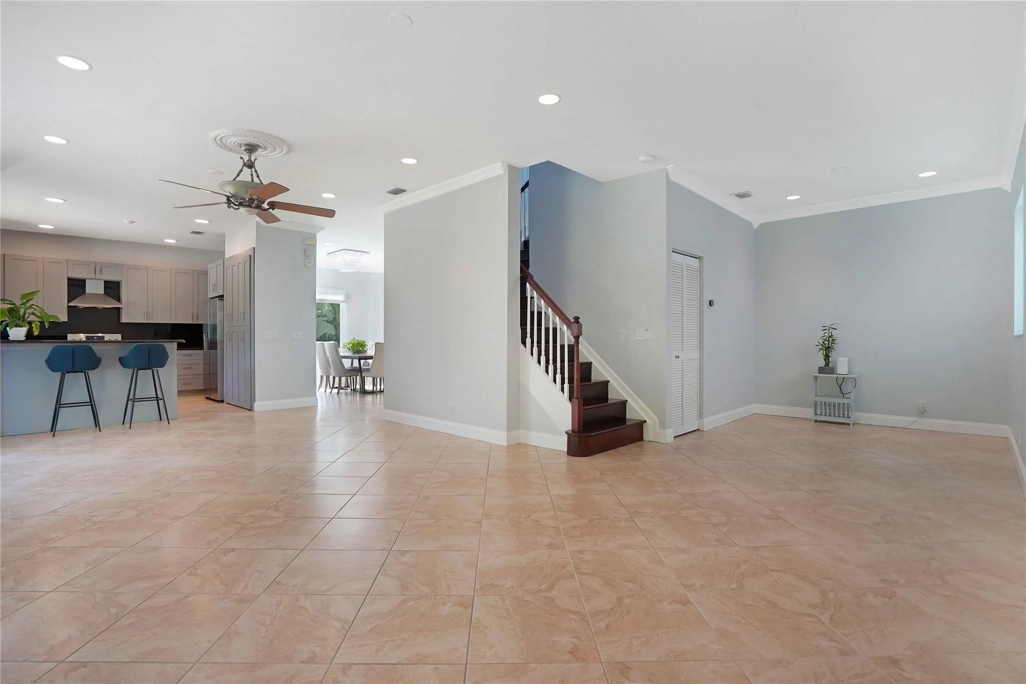 1828 NW 48th Ter