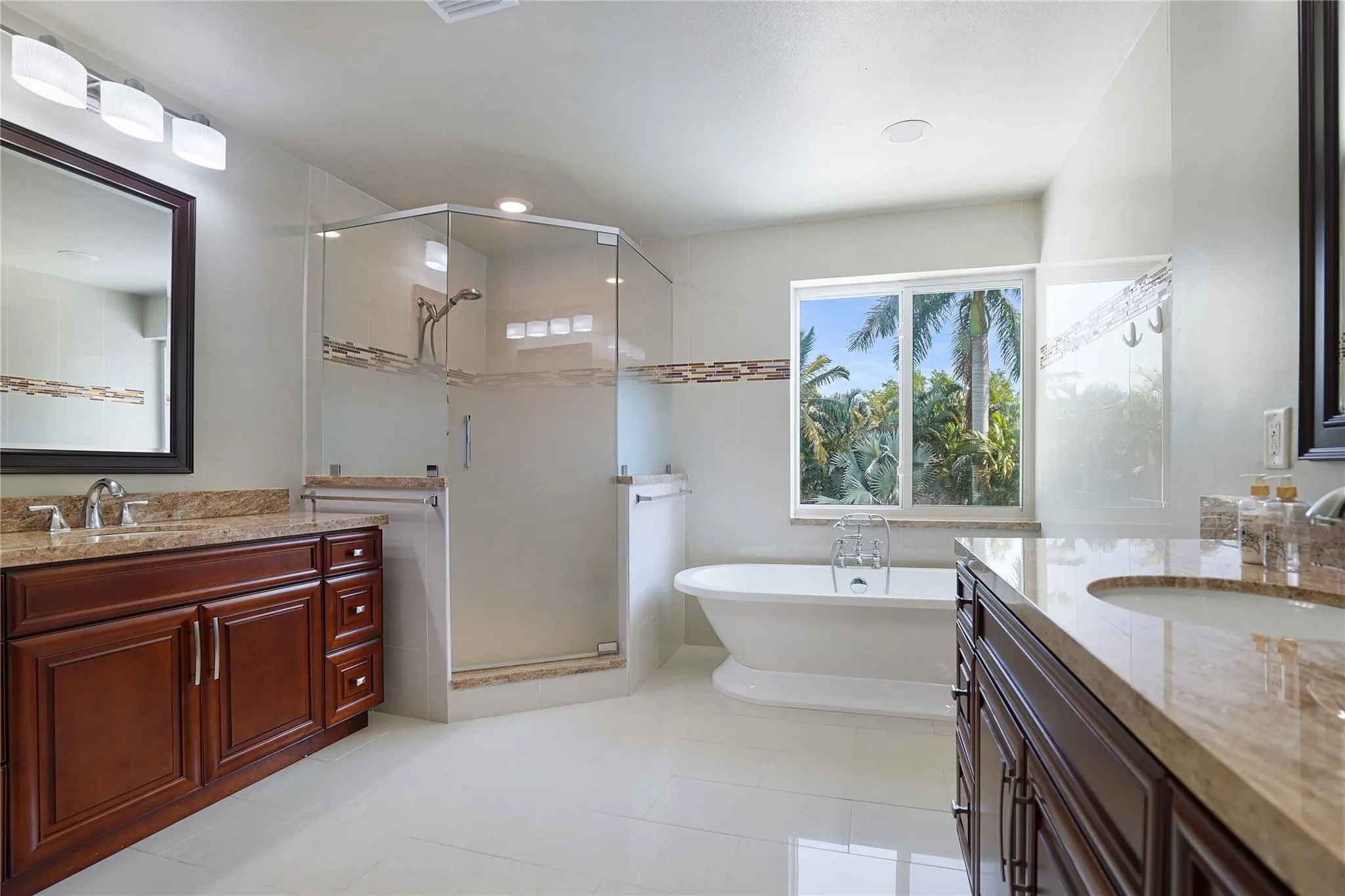 1828 NW 48th Ter