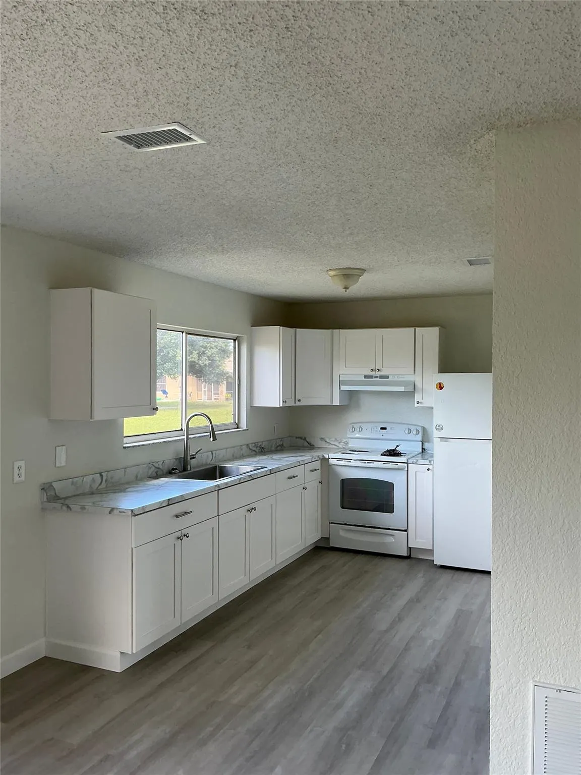 2791 SE Buccaneer Cir