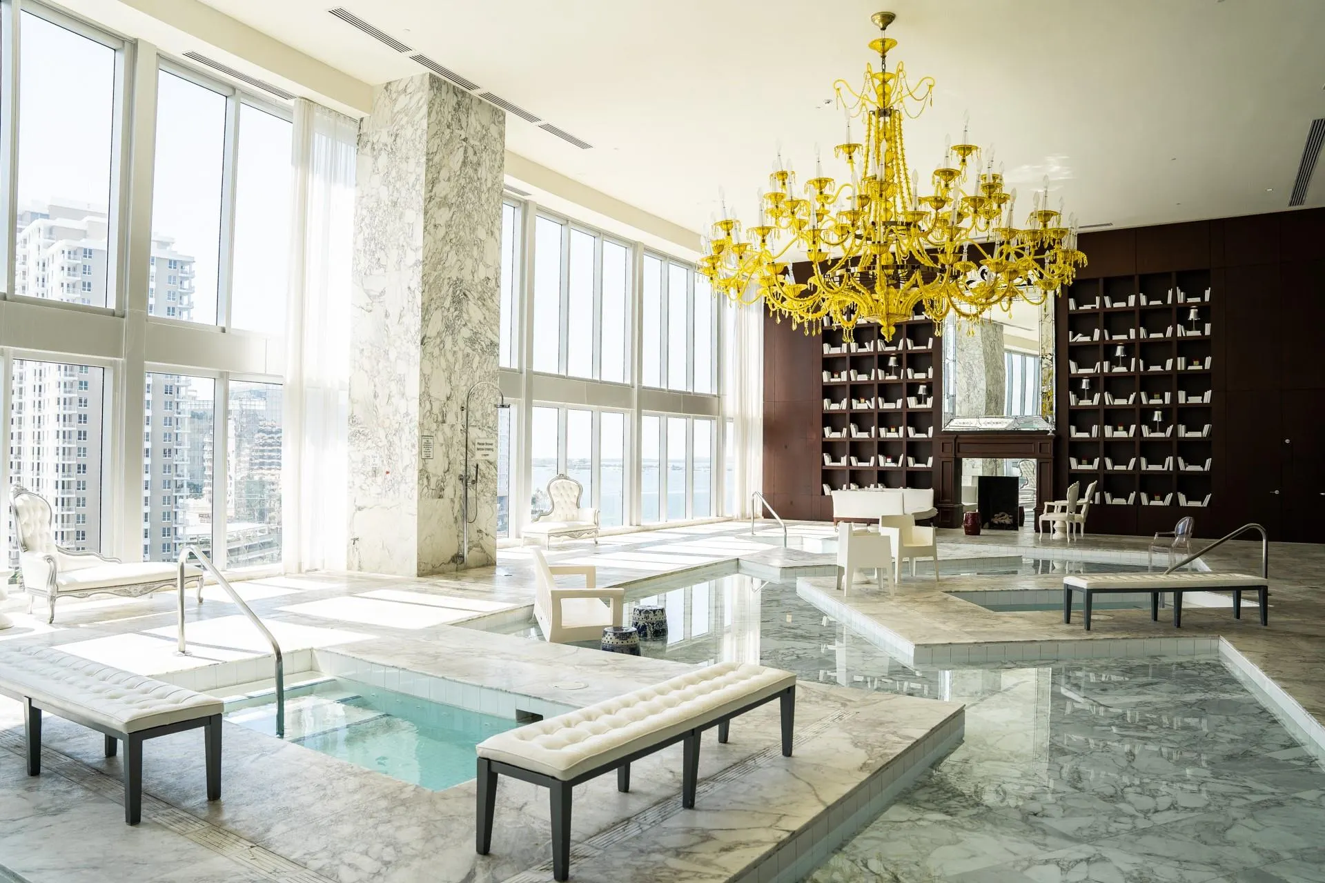 495 Brickell Ave, #811