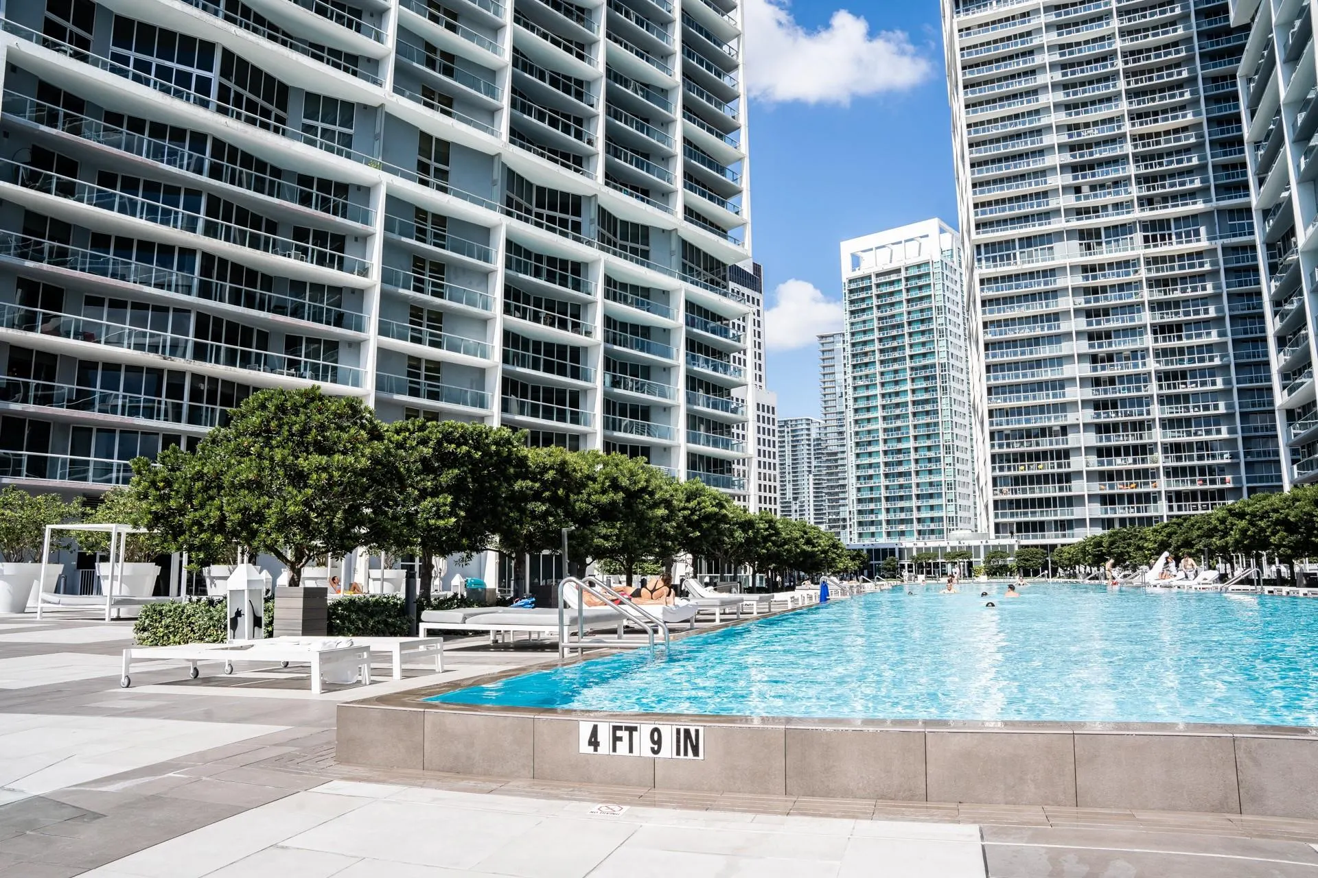 495 Brickell Ave, #811
