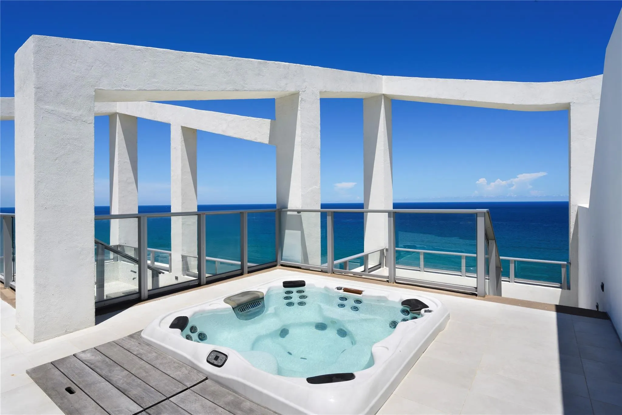 3100 N Ocean Dr, #HPH2