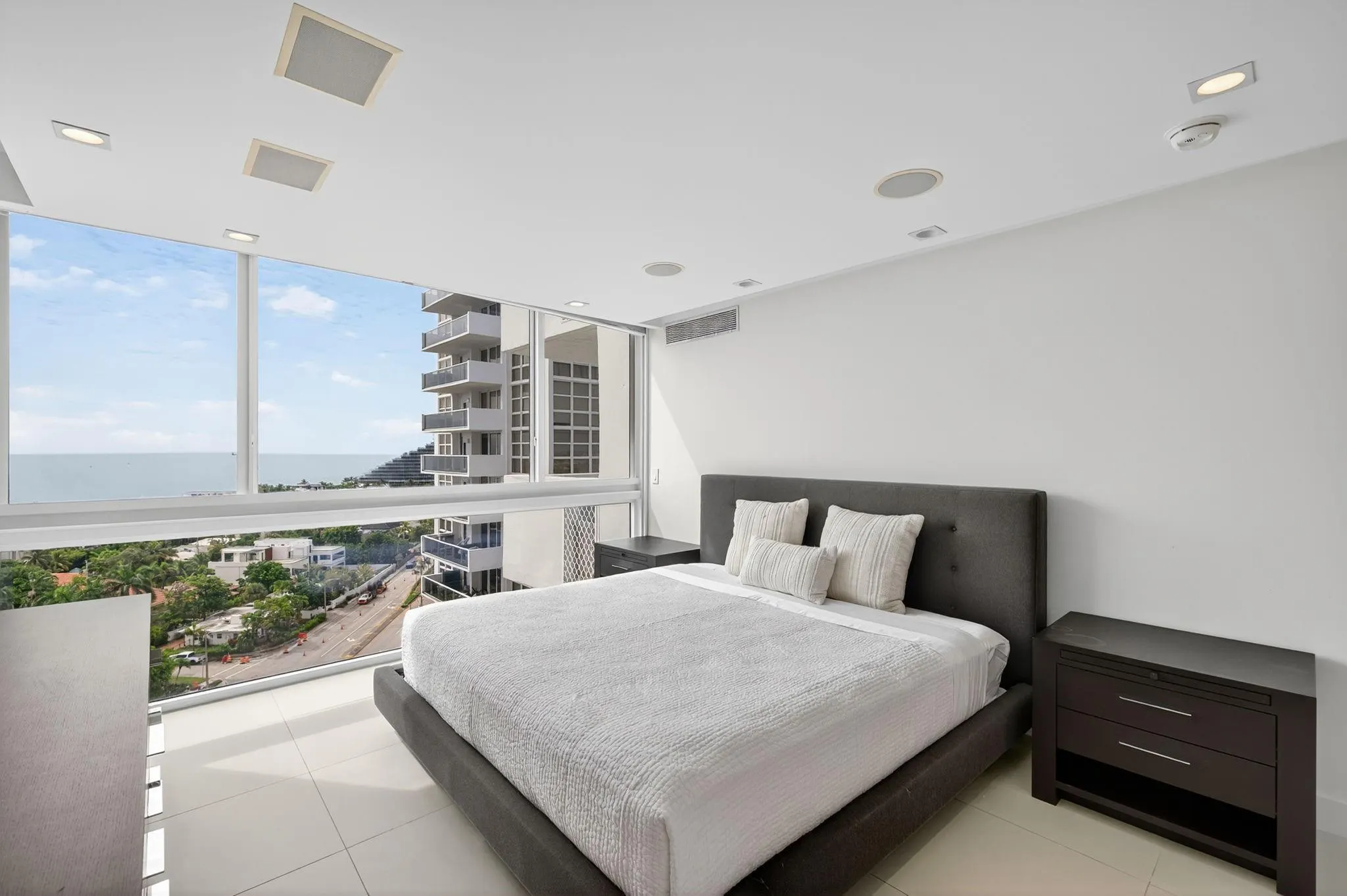 2715 N Ocean Blvd, #15D
