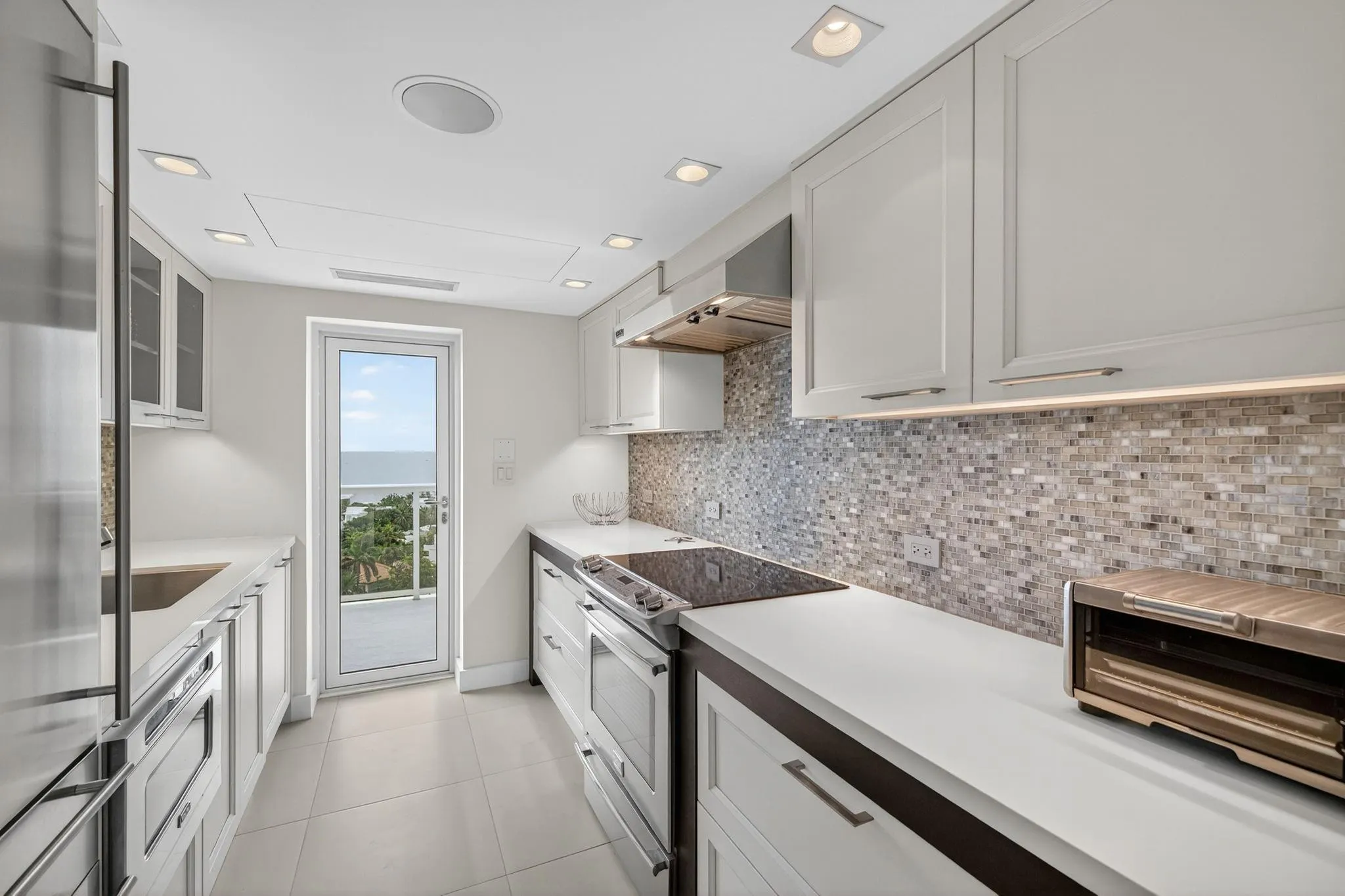 2715 N Ocean Blvd, #15D