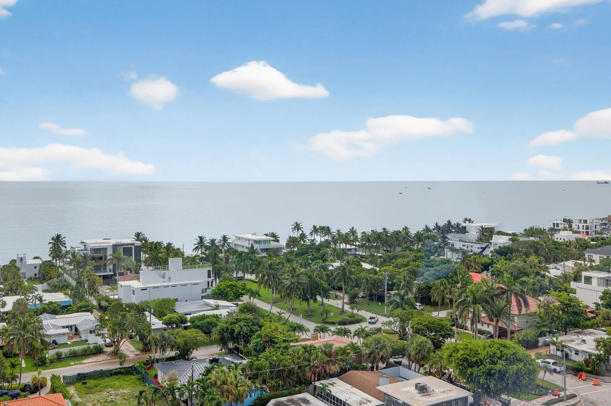 2715 N Ocean Blvd, #15D
