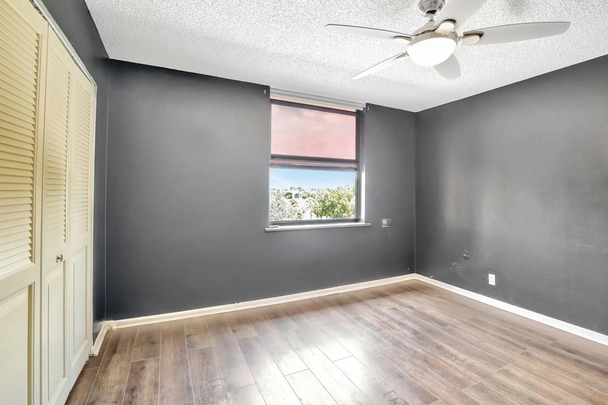 400 Commodore Dr, #313