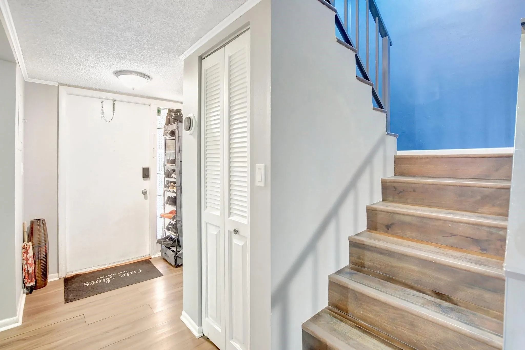 400 Commodore Dr, #313