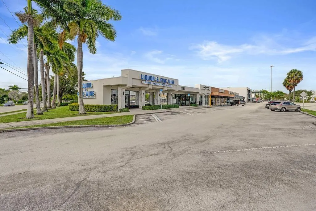 2780 E Oakland Park Blvd
