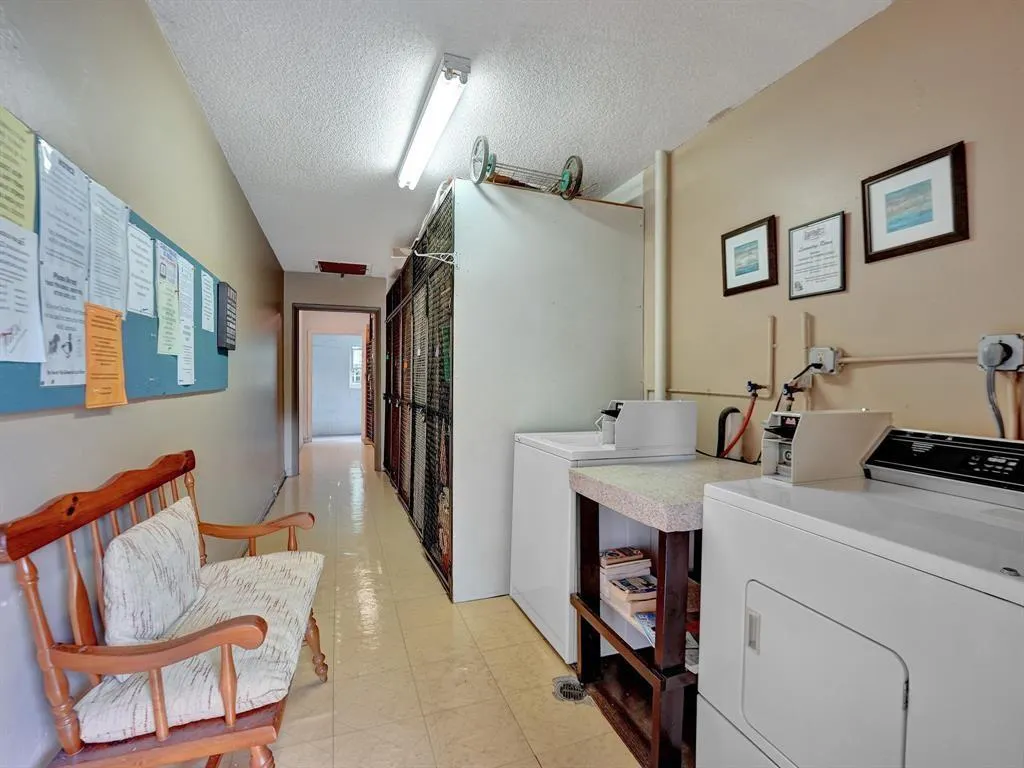 7490 NW 1st St, #102