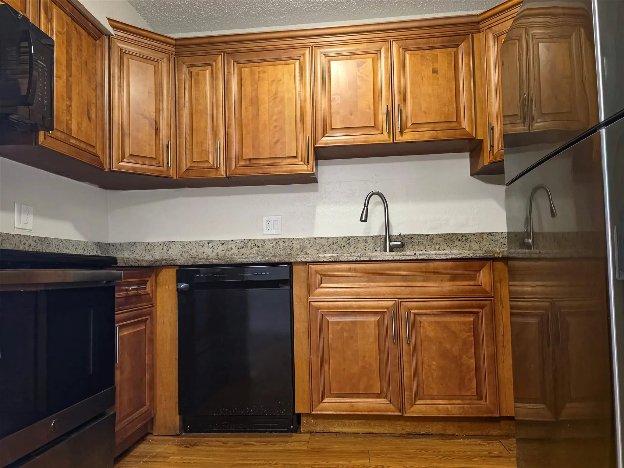 3187 Coral Ridge Dr