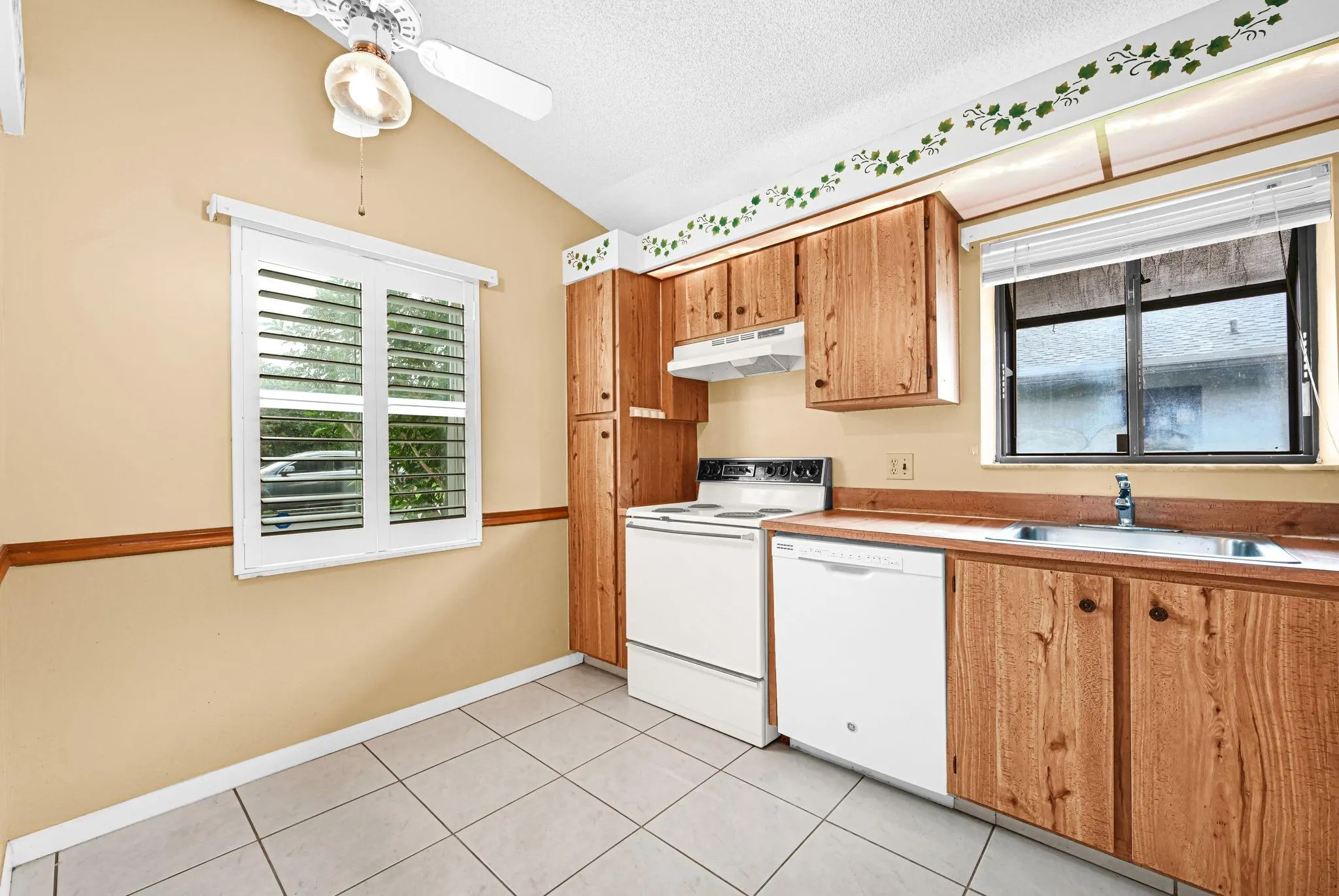 8943 Sunscape Ln, #8943