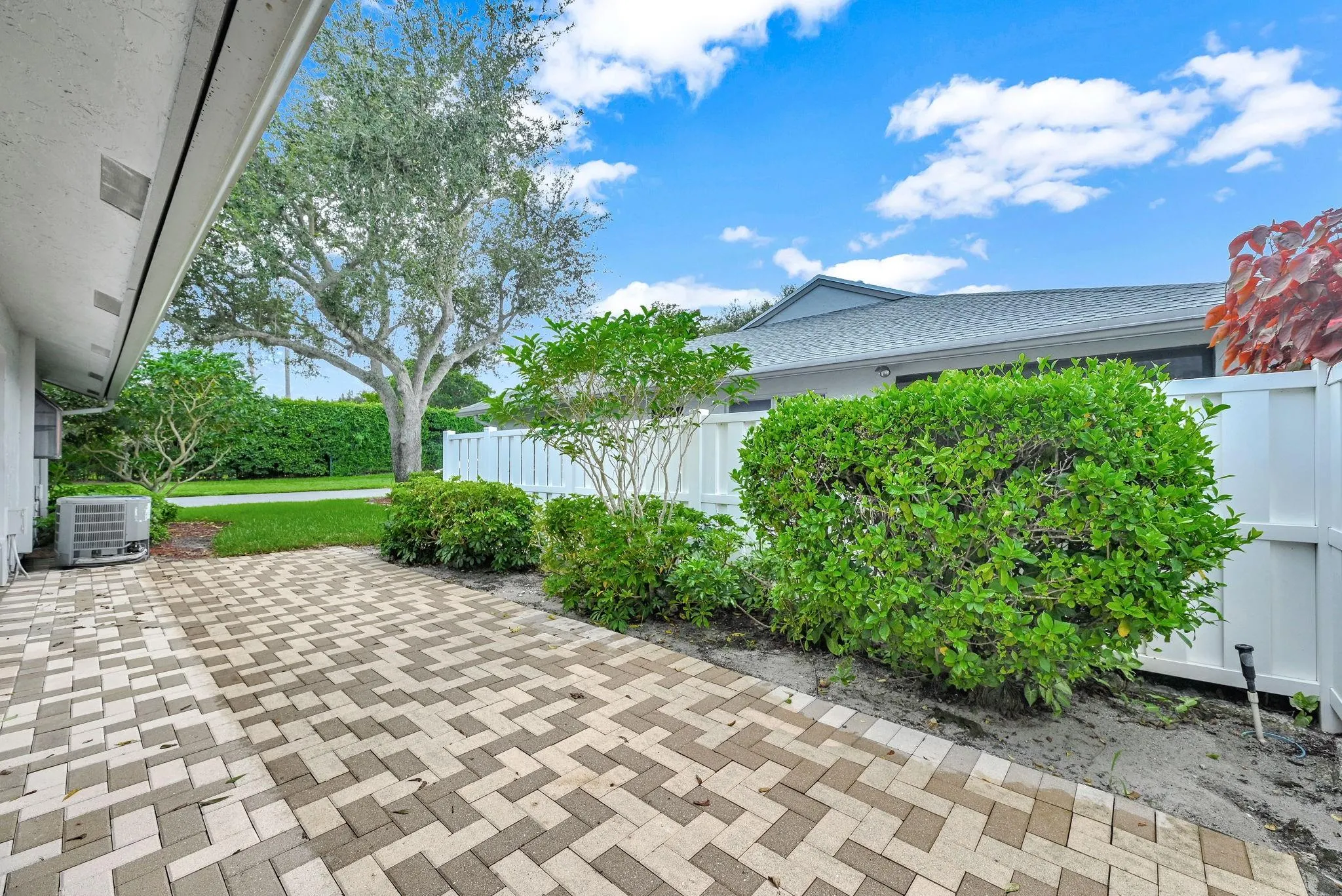 8943 Sunscape Ln, #8943