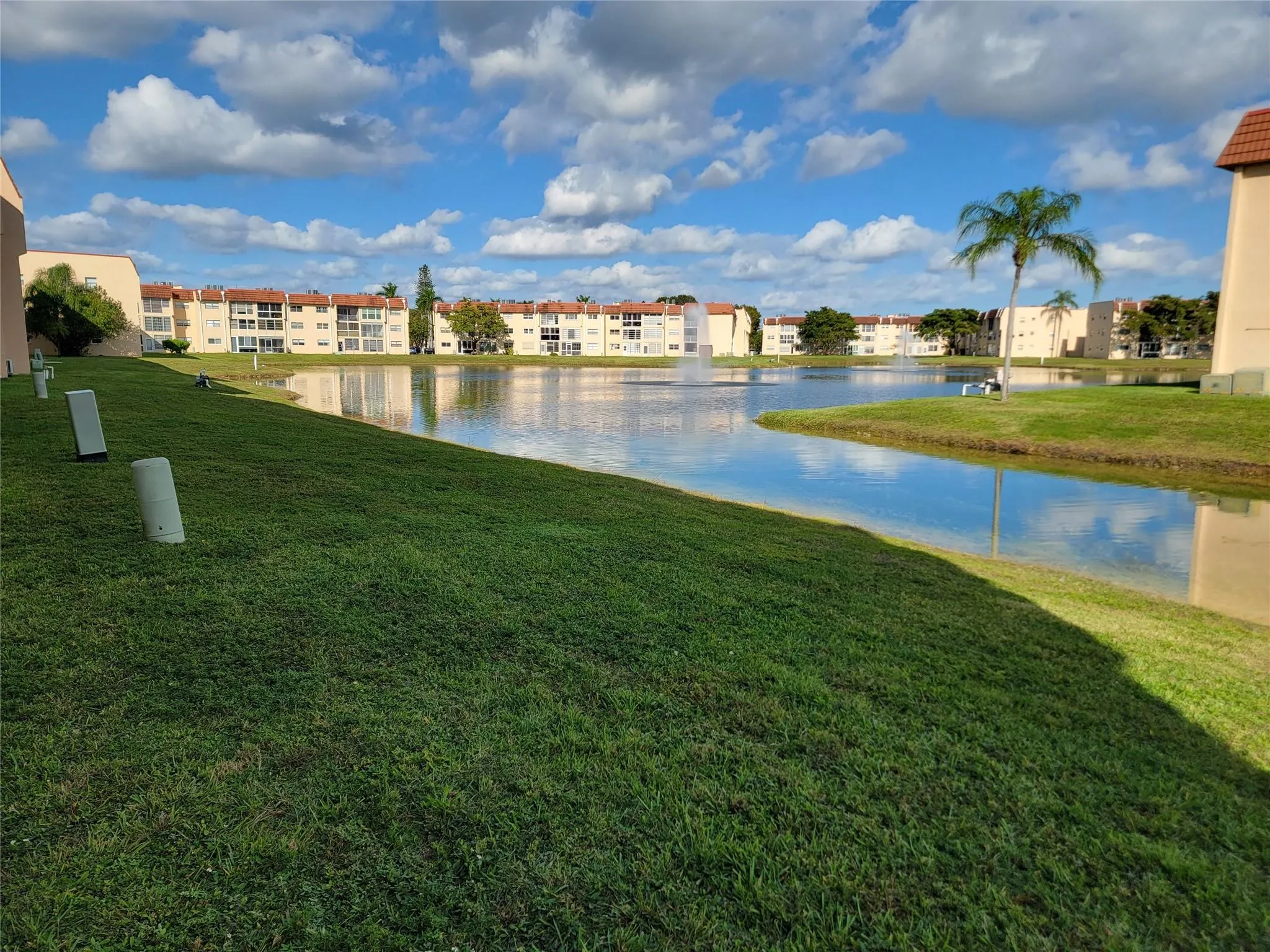 8950 Sunrise Lakes Blvd, #112