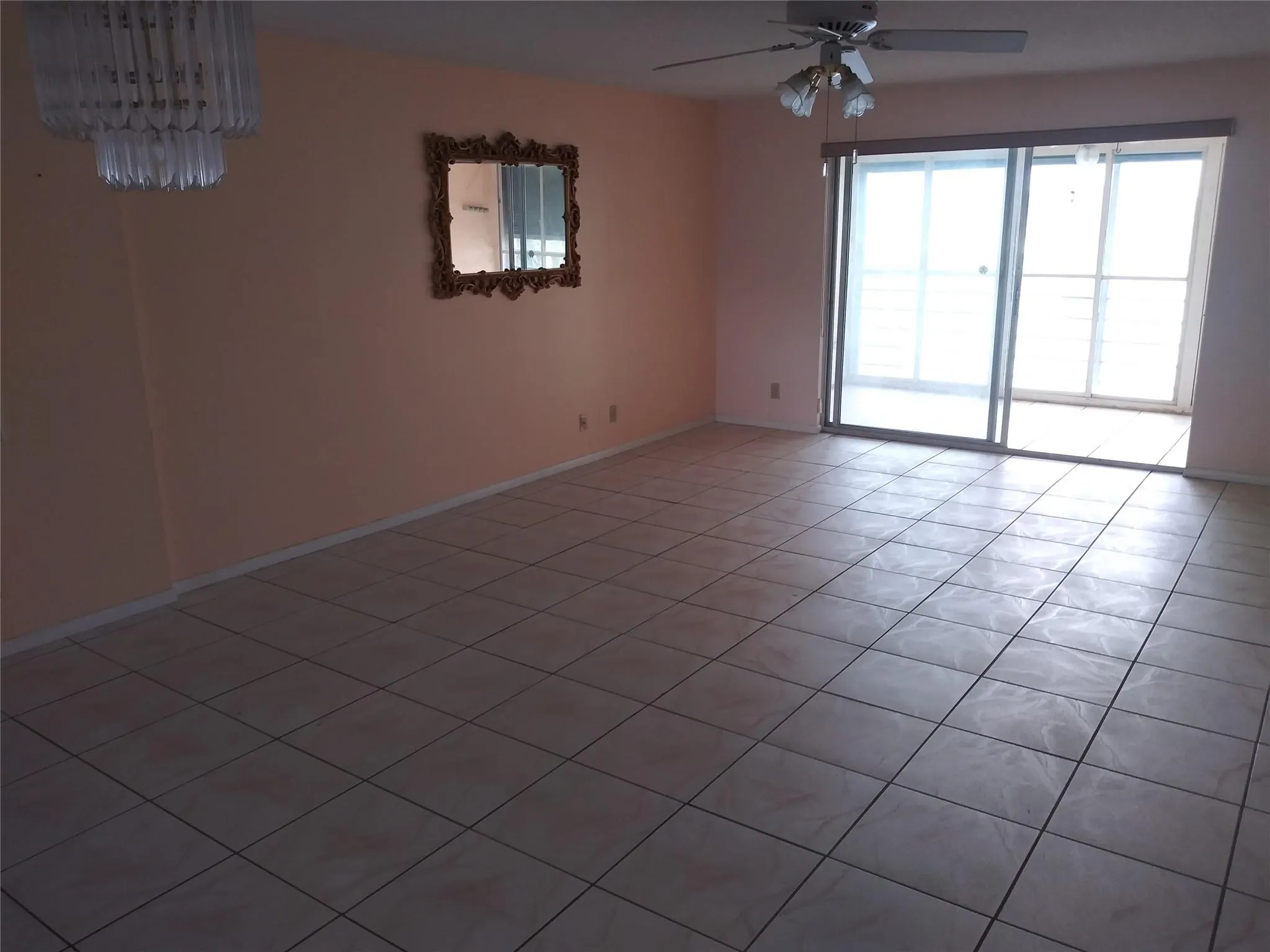 321 SE 3rd St, #306
