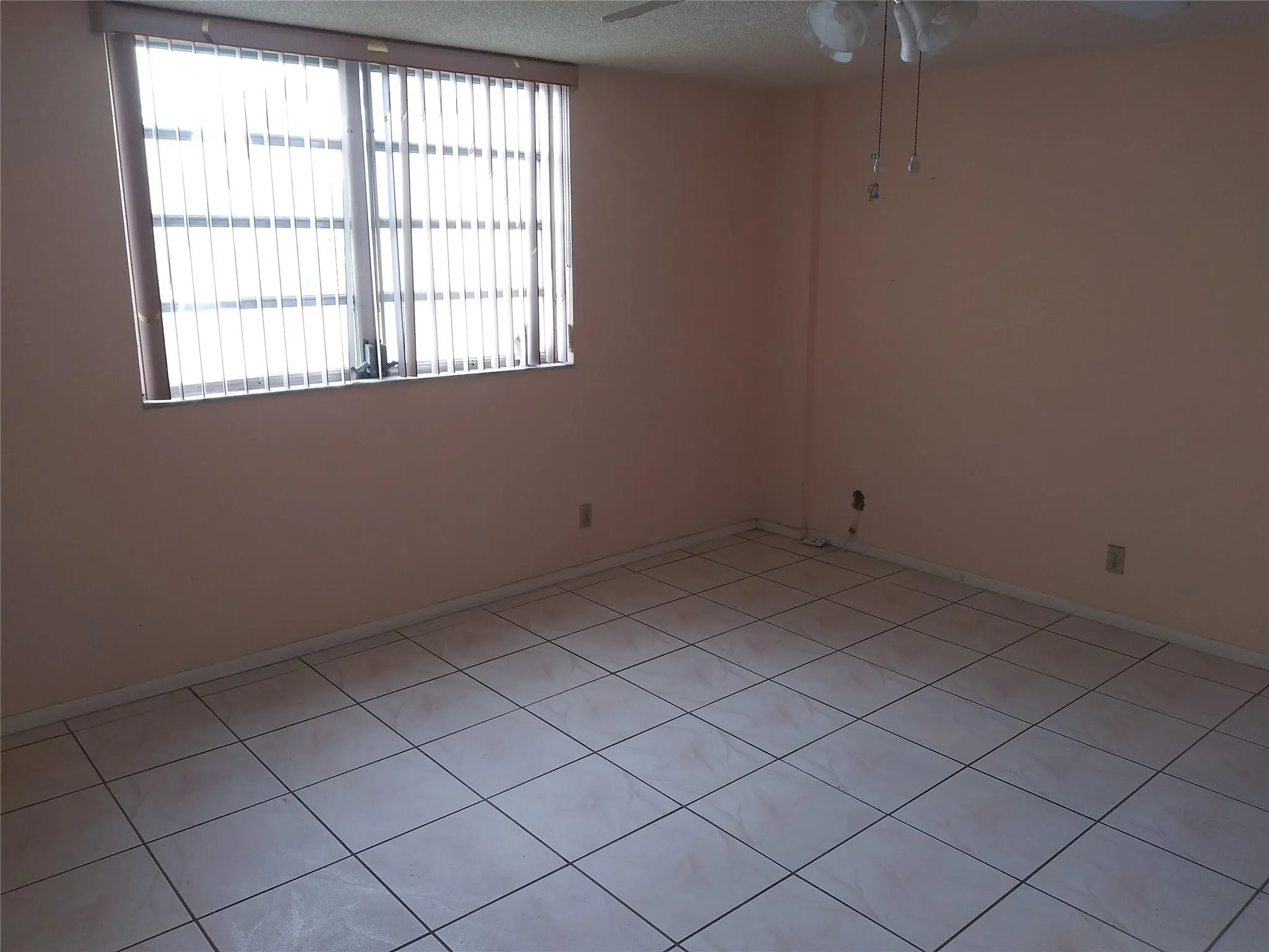 321 SE 3rd St, #306