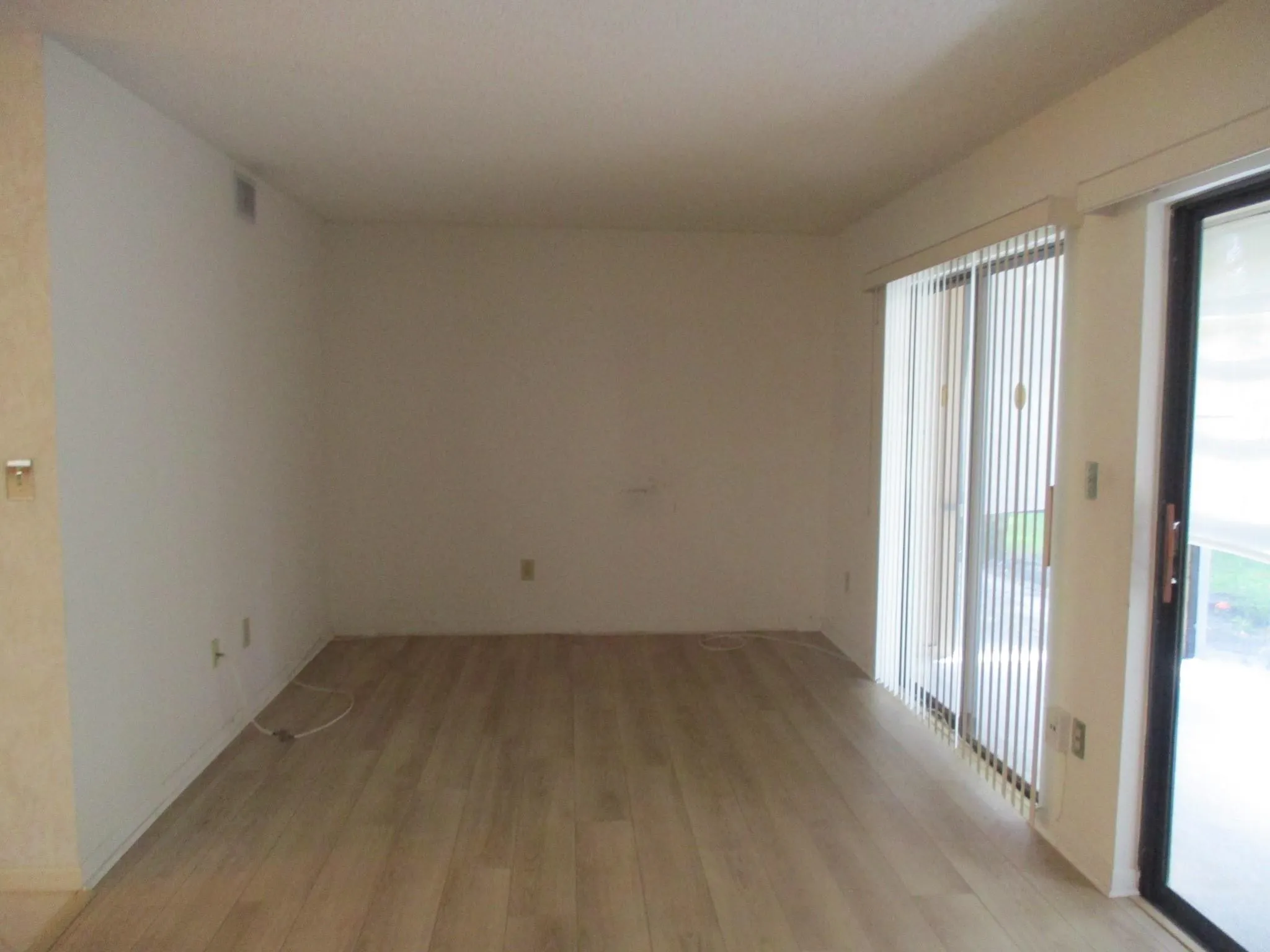 10753 W Clairmont Cir, #106