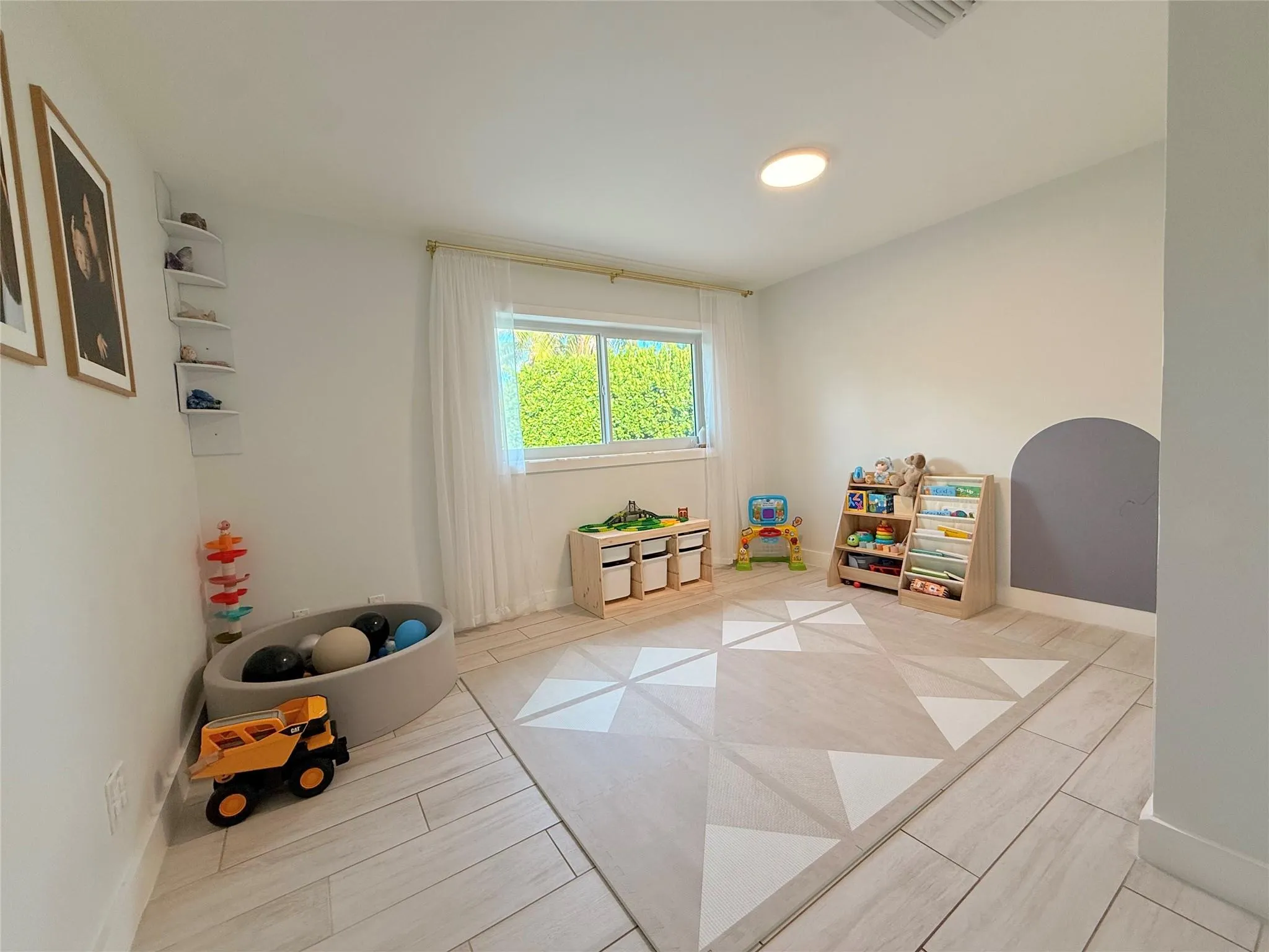 1861 SW 36TH AVE