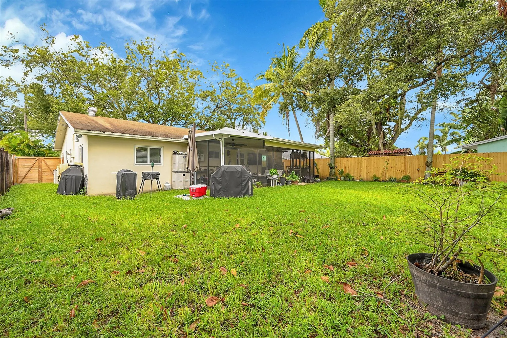 4540 SW 26th Ter