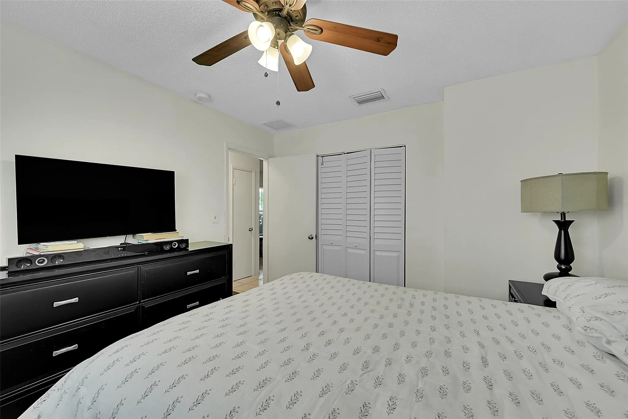 4540 SW 26th Ter