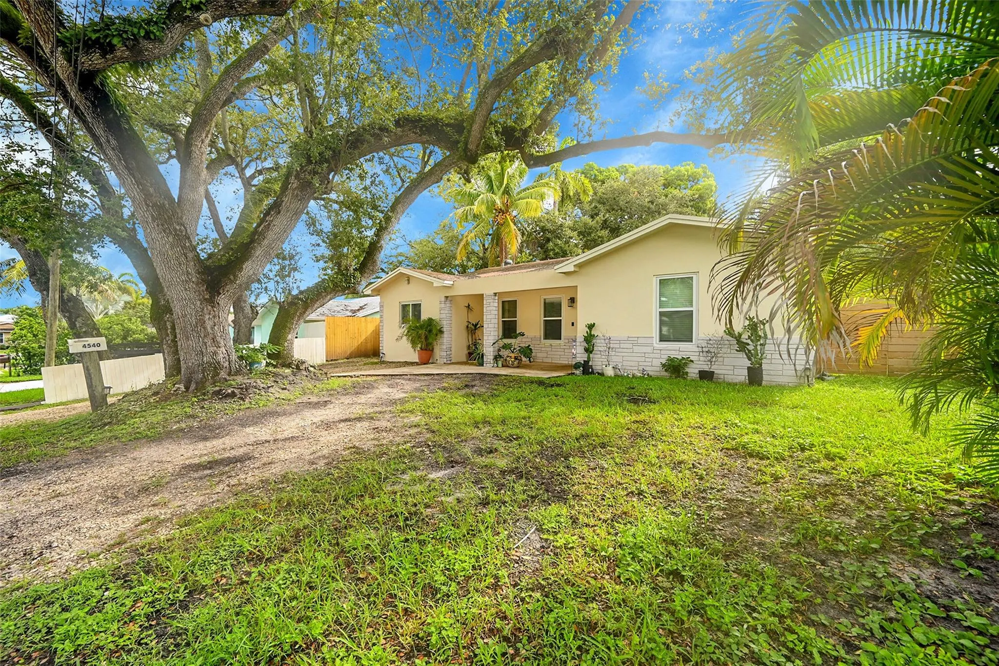 4540 SW 26th Ter