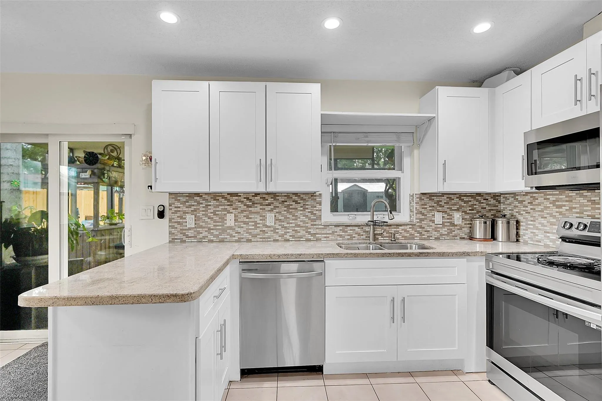 4540 SW 26th Ter