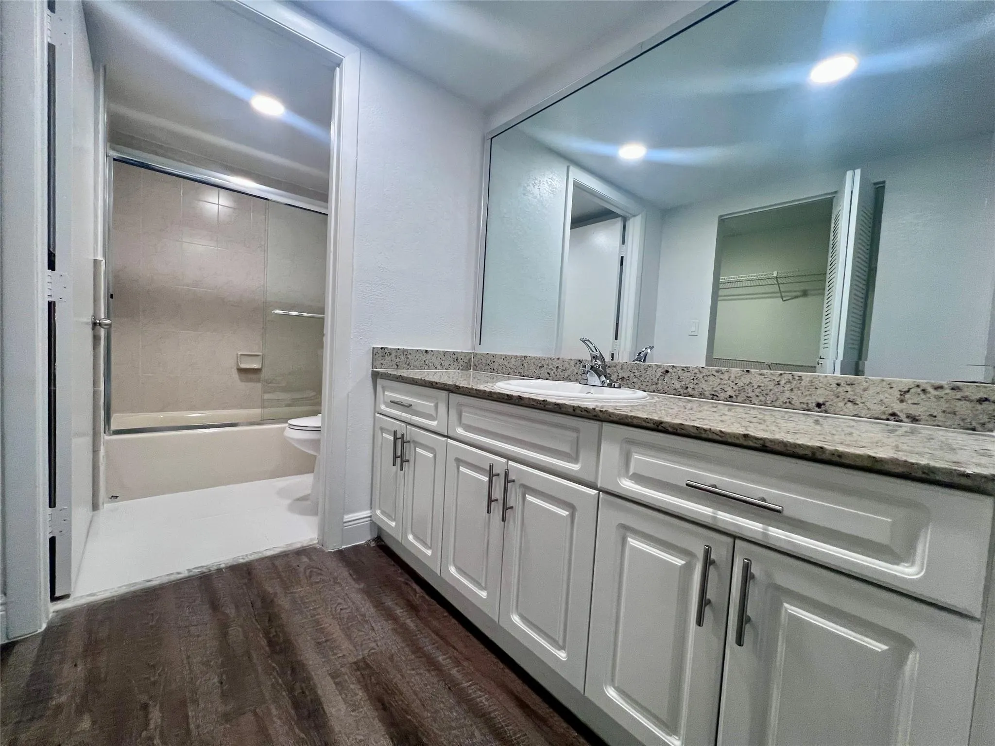 17350 NW 68th Ave, #400-207