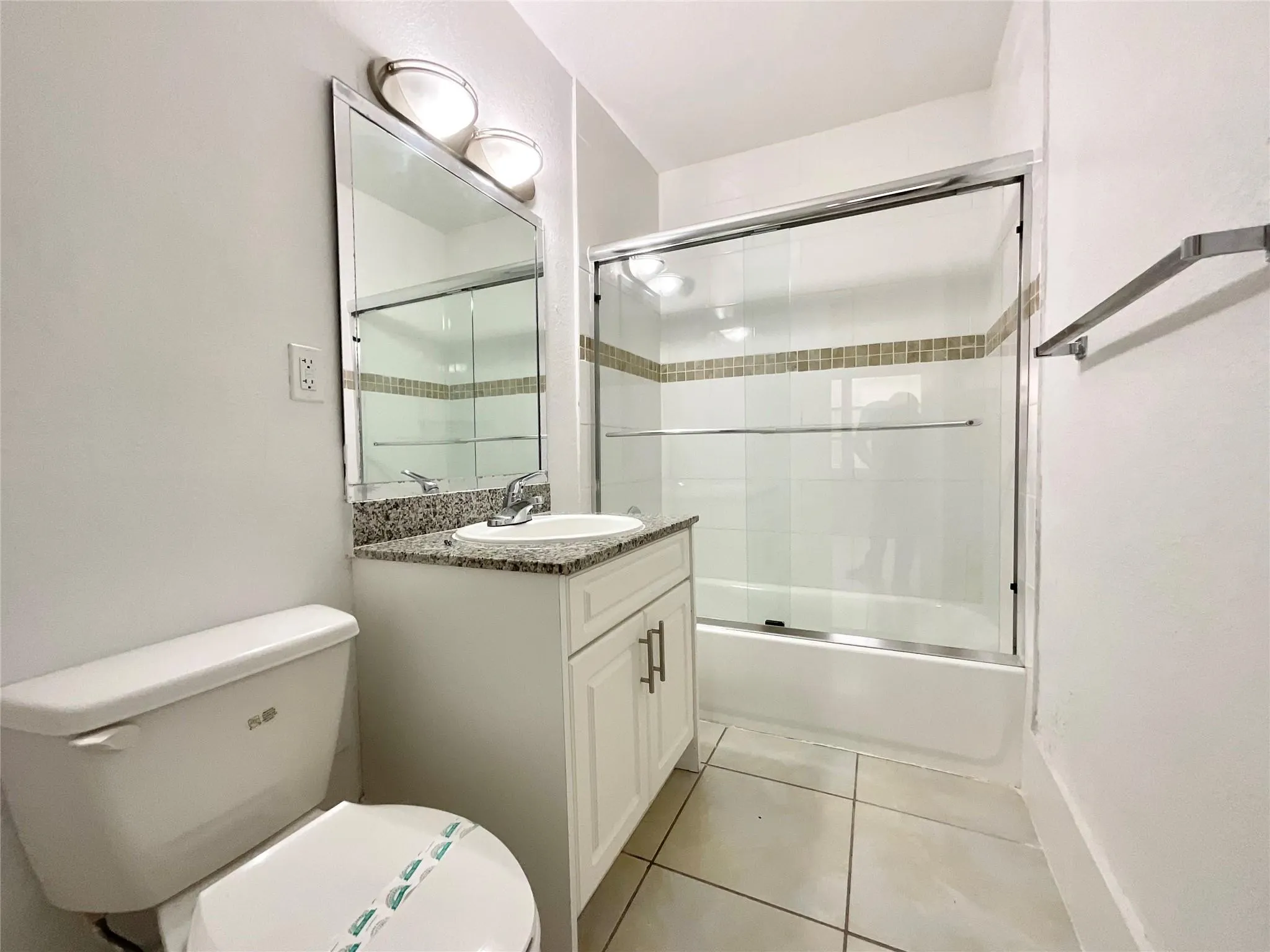 17350 NW 68th Ave, #300-301