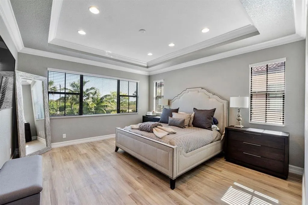 11133 Meridian Dr