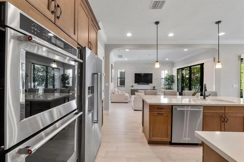 11133 Meridian Dr