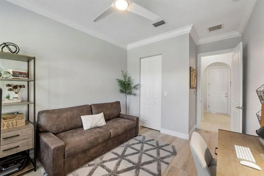 11133 Meridian Dr
