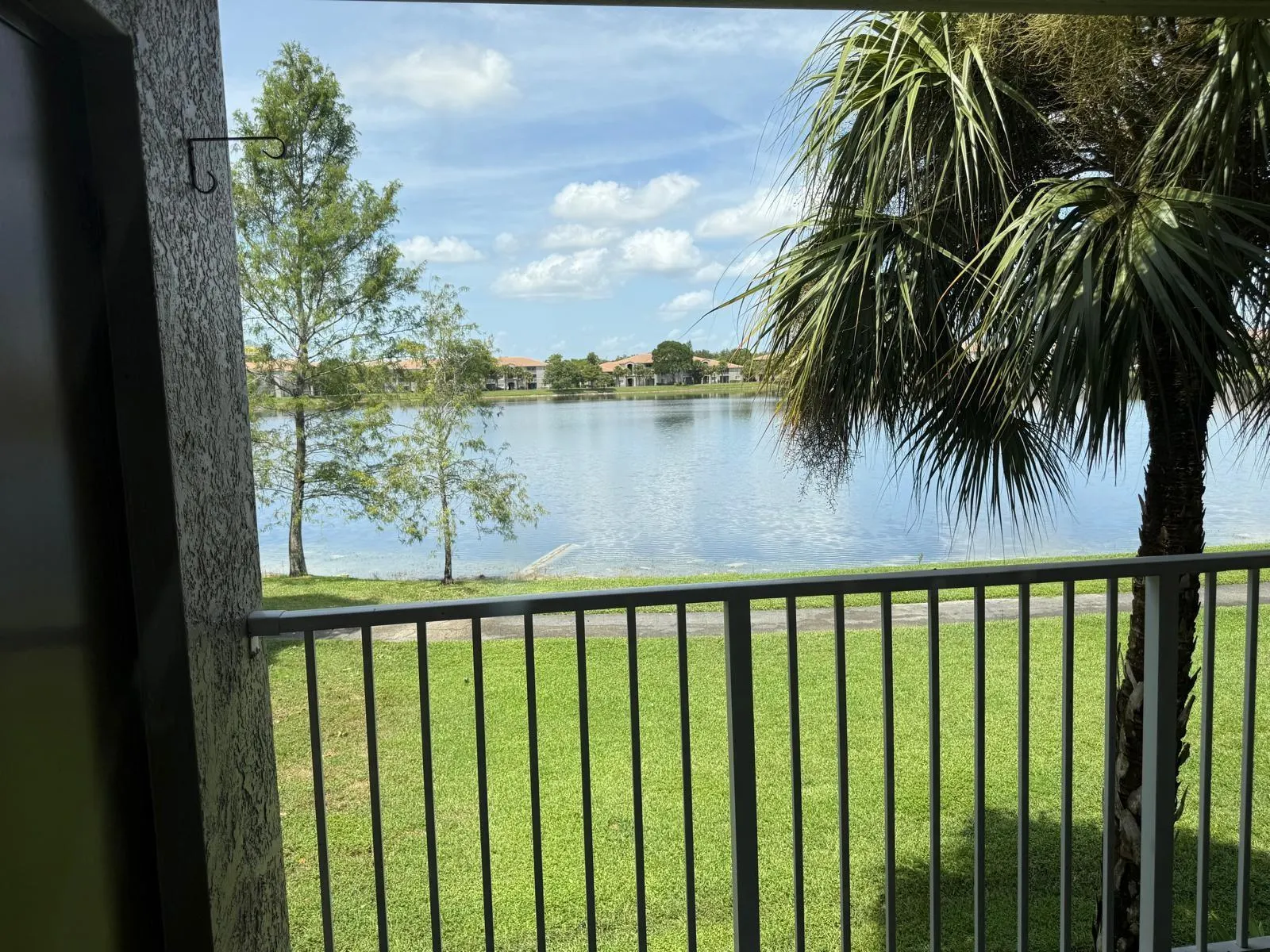 5061 Wiles Rd, #202