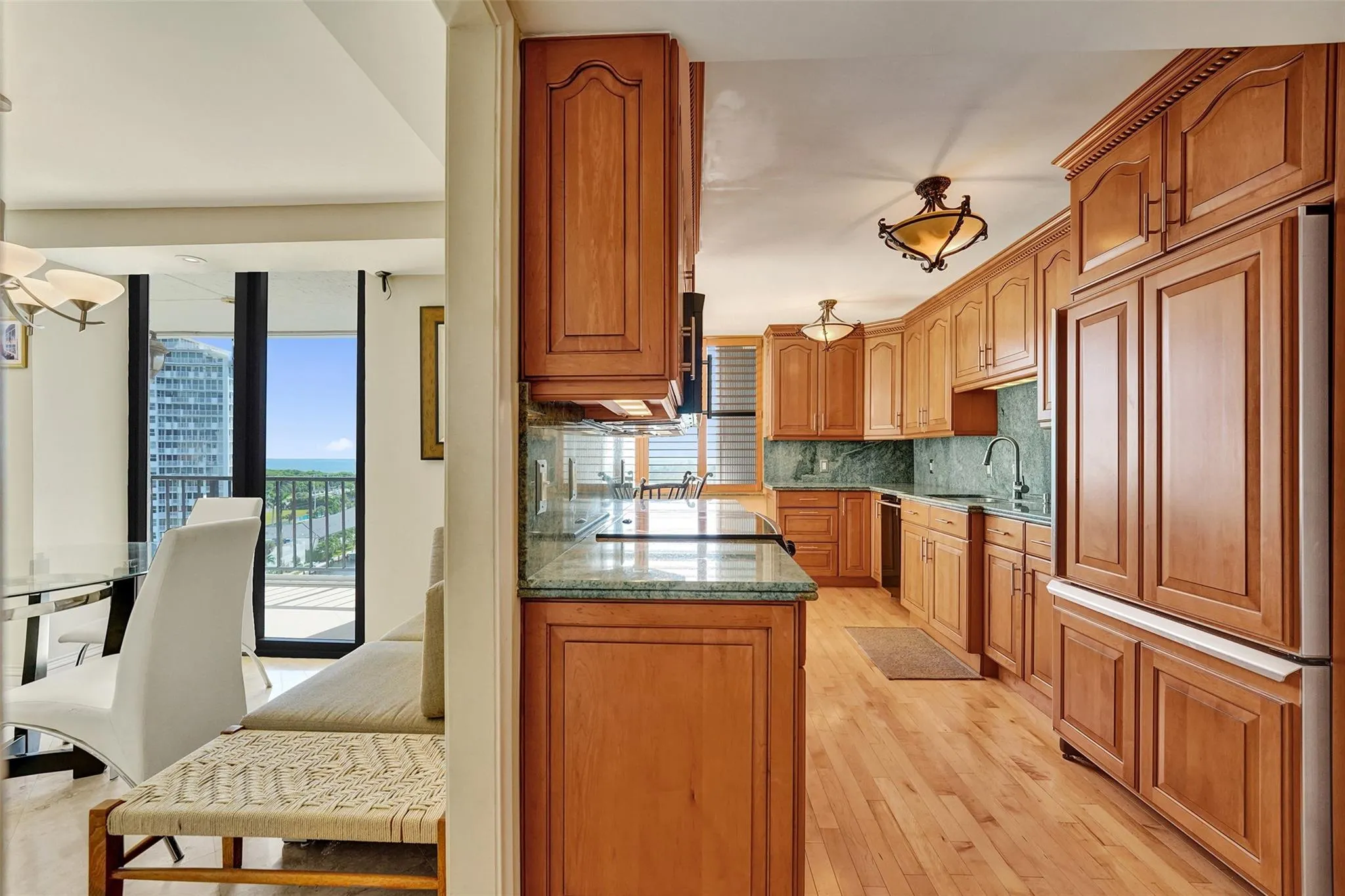 936 Intracoastal Dr, #11C