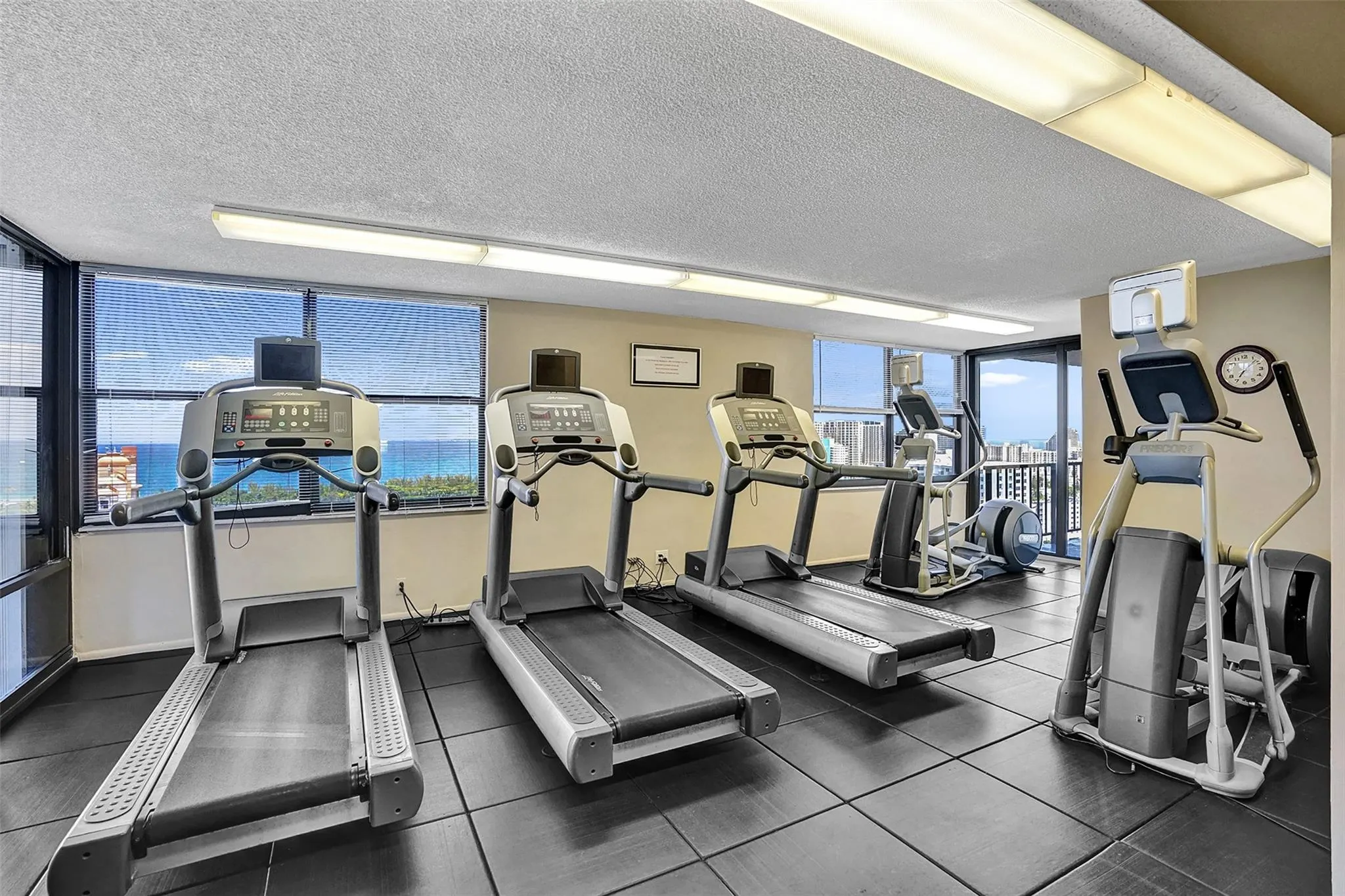 936 Intracoastal Dr, #11C