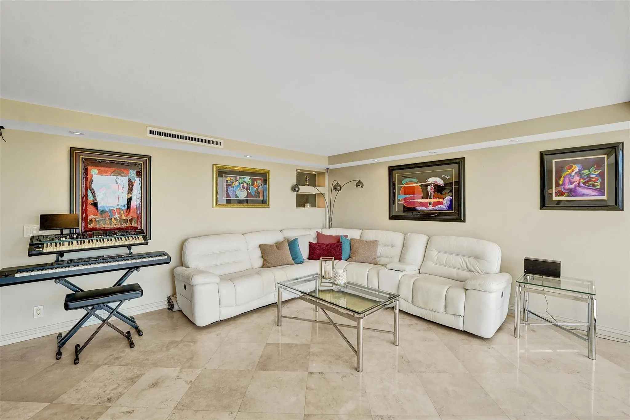 936 Intracoastal Dr, #11C