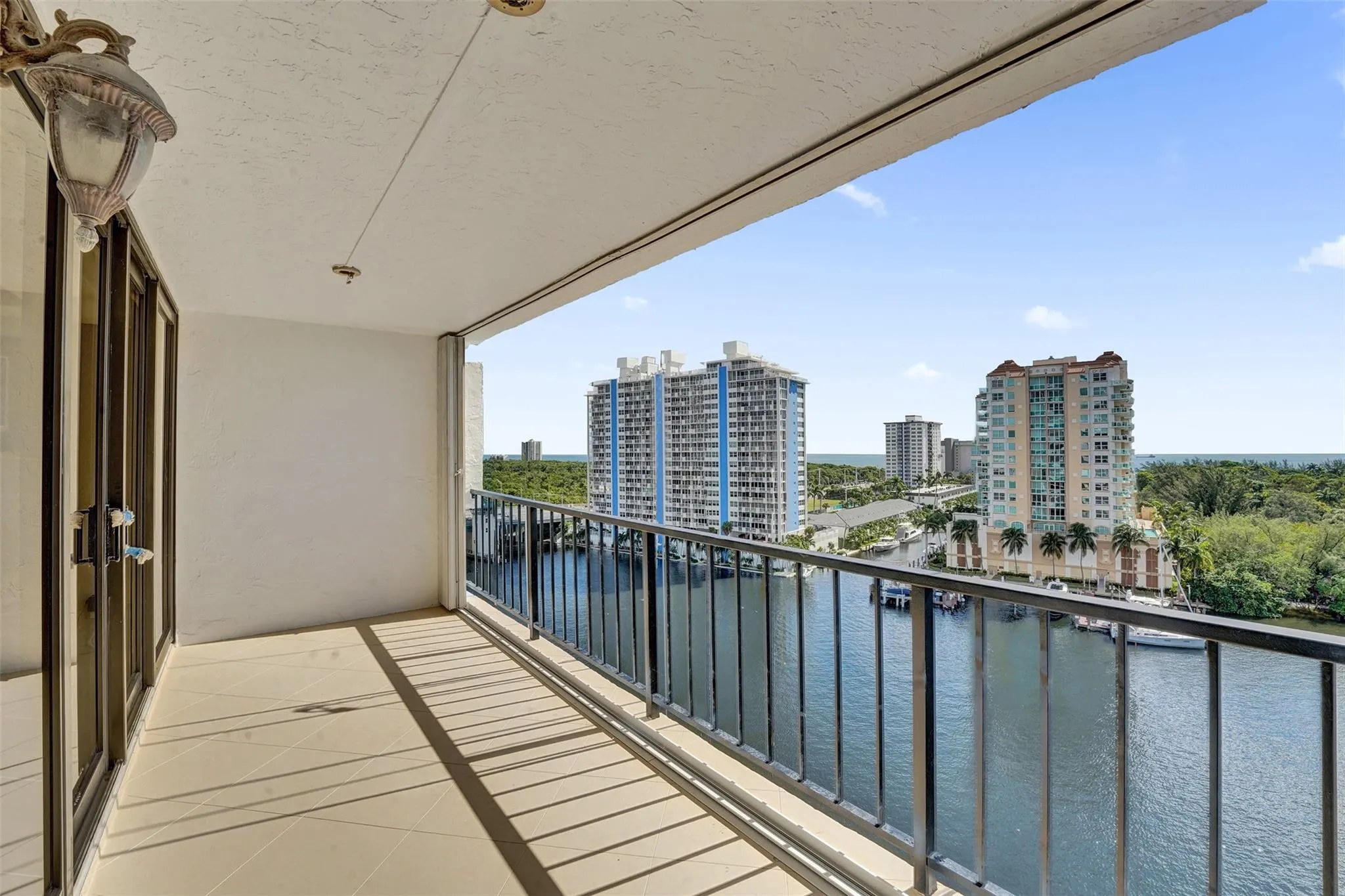 936 Intracoastal Dr, #11C