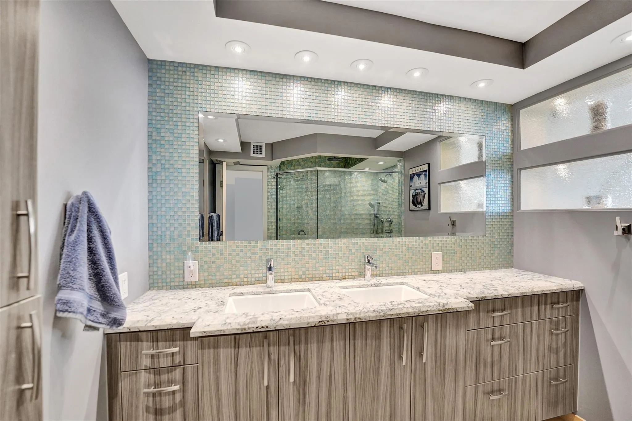 936 Intracoastal Dr, #11C