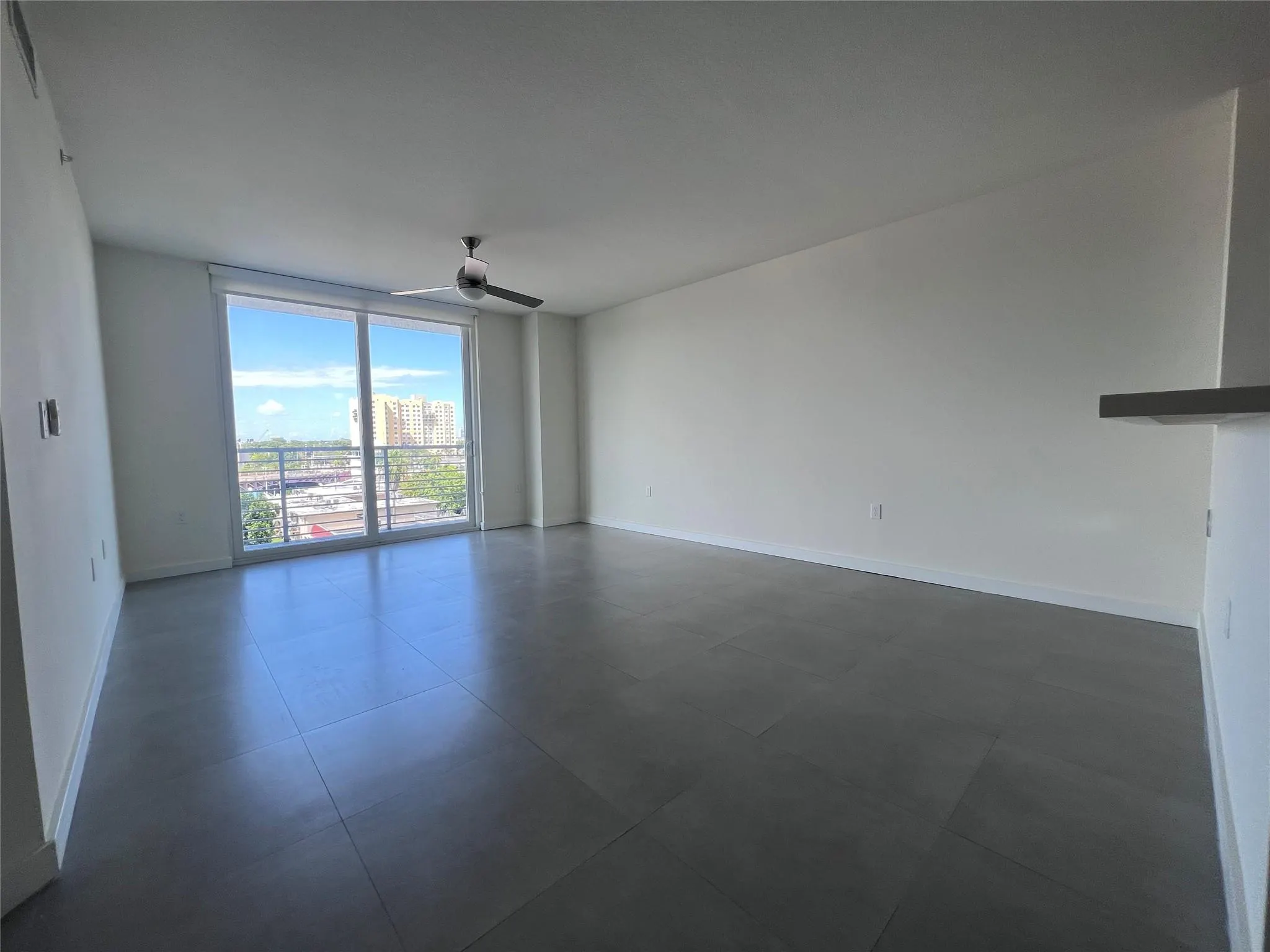 729 NW 2 Street, #407