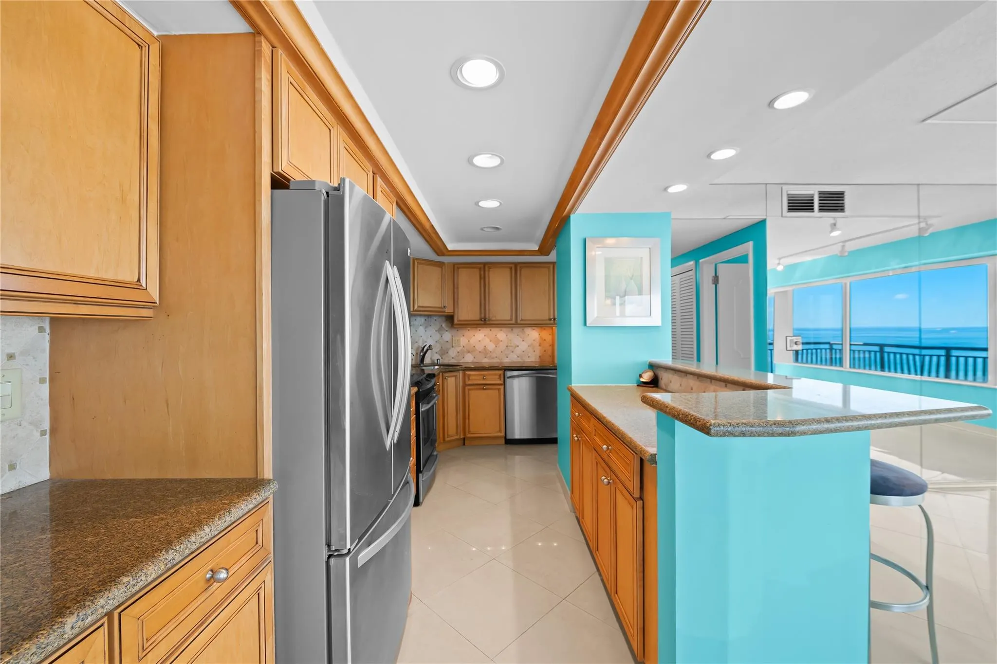 3800 Galt Ocean Dr, #605