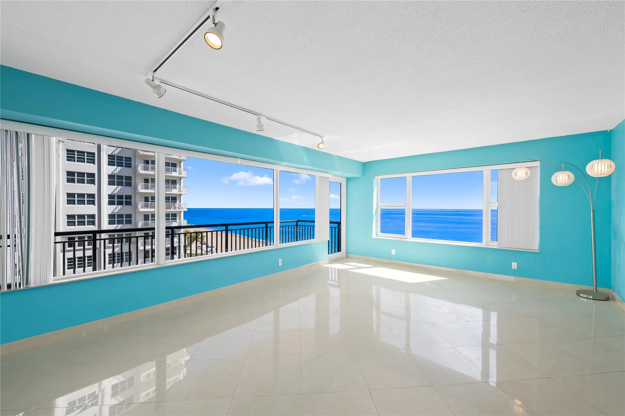 3800 Galt Ocean Dr, #605