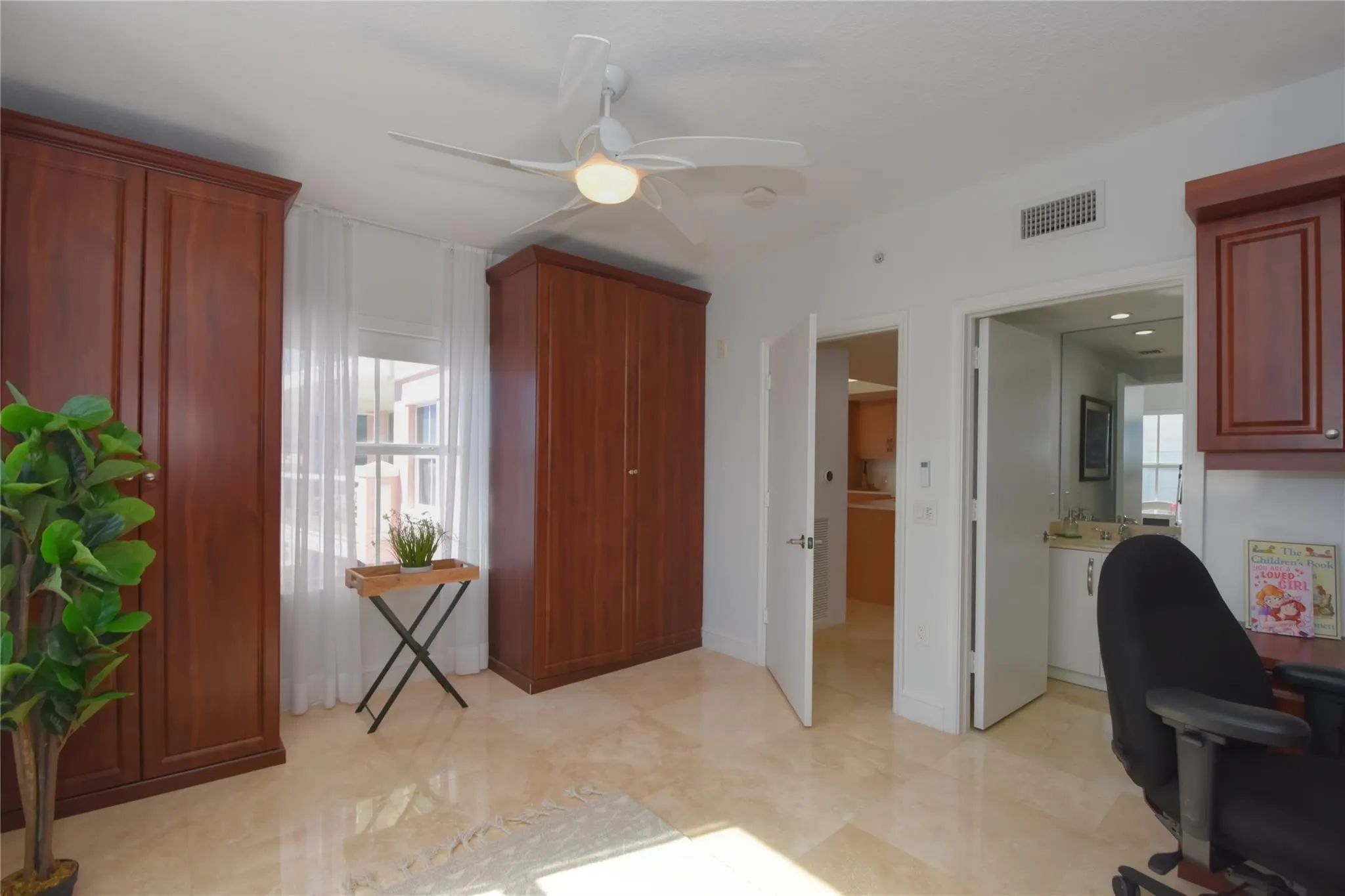 2051 SE 3rd St, #503