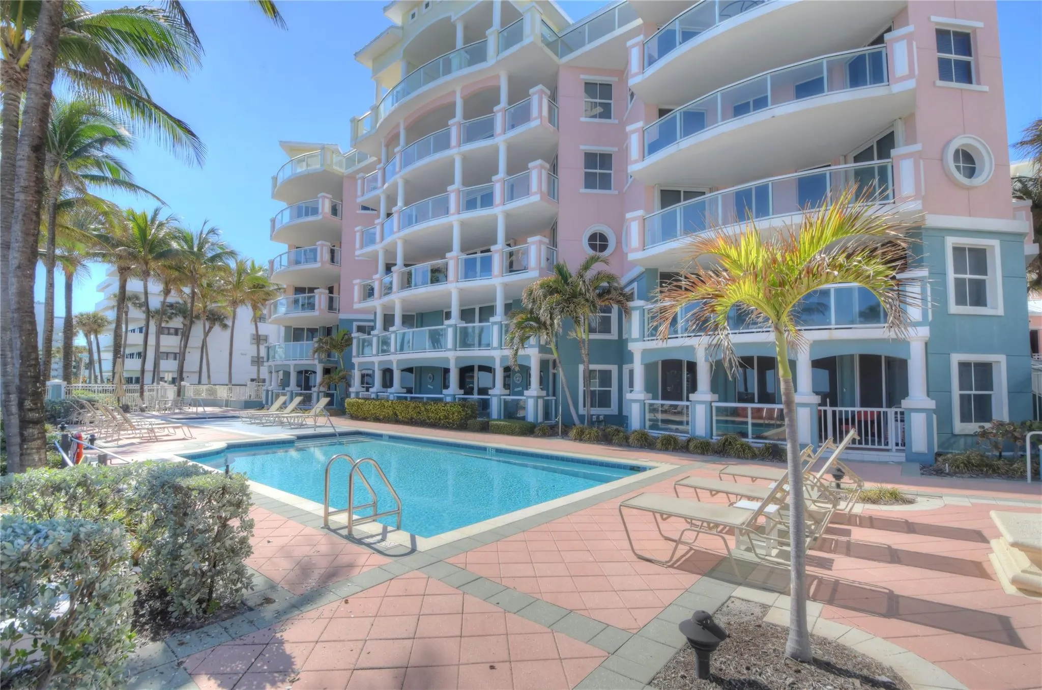 2051 SE 3rd St, #503