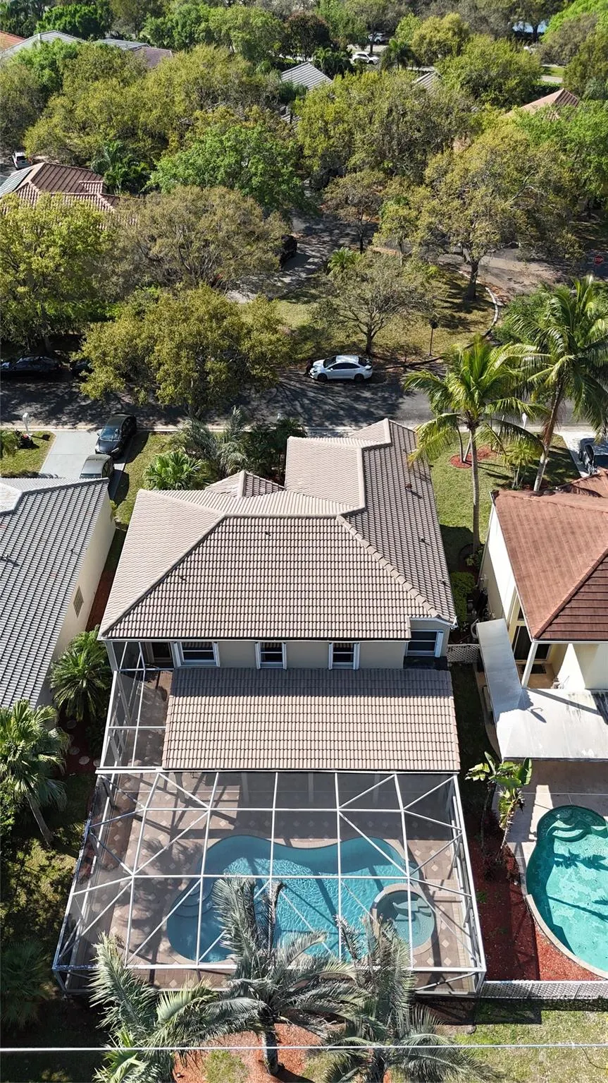 6733 NW 81 Court