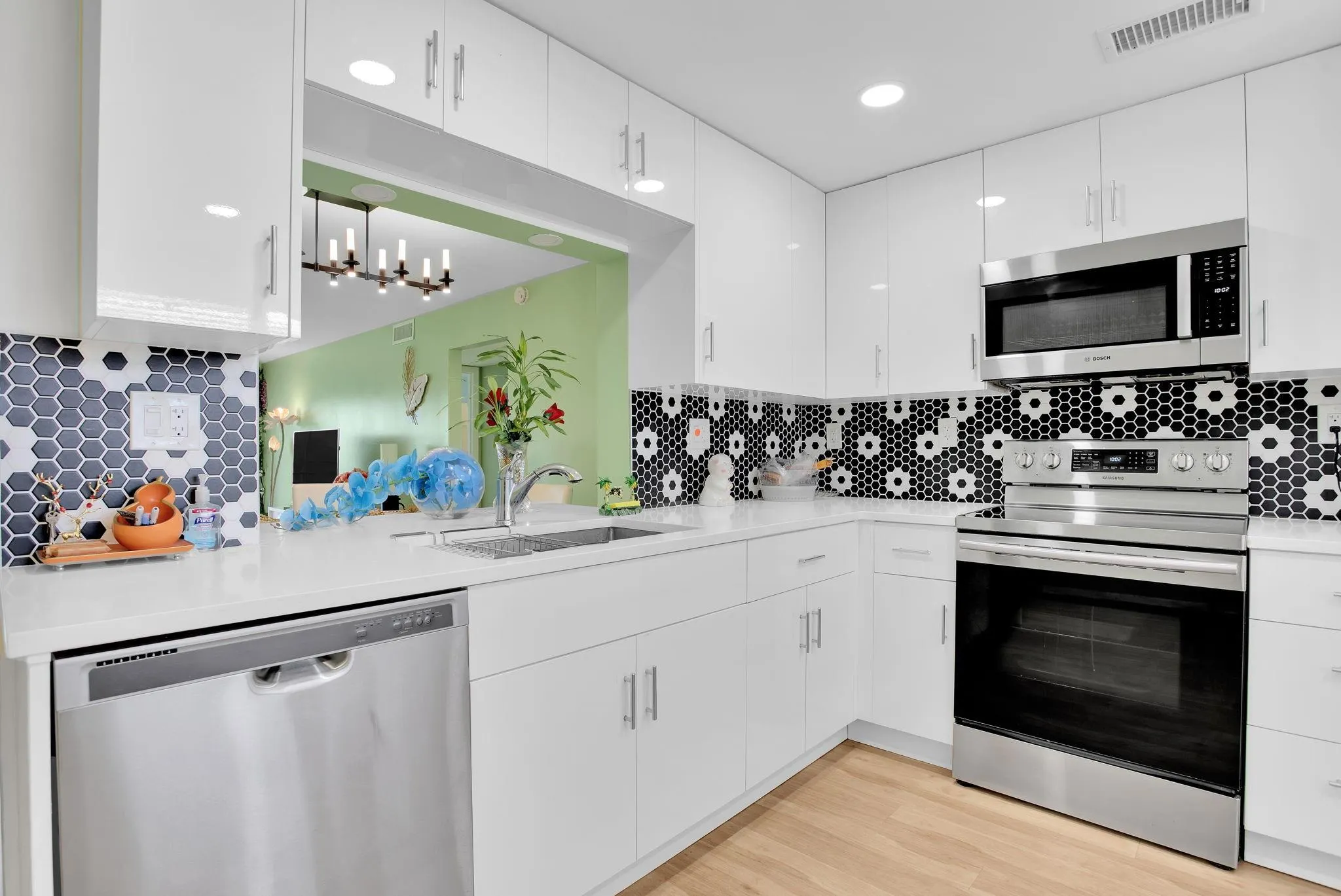 4402 Martinique Ct, #L3