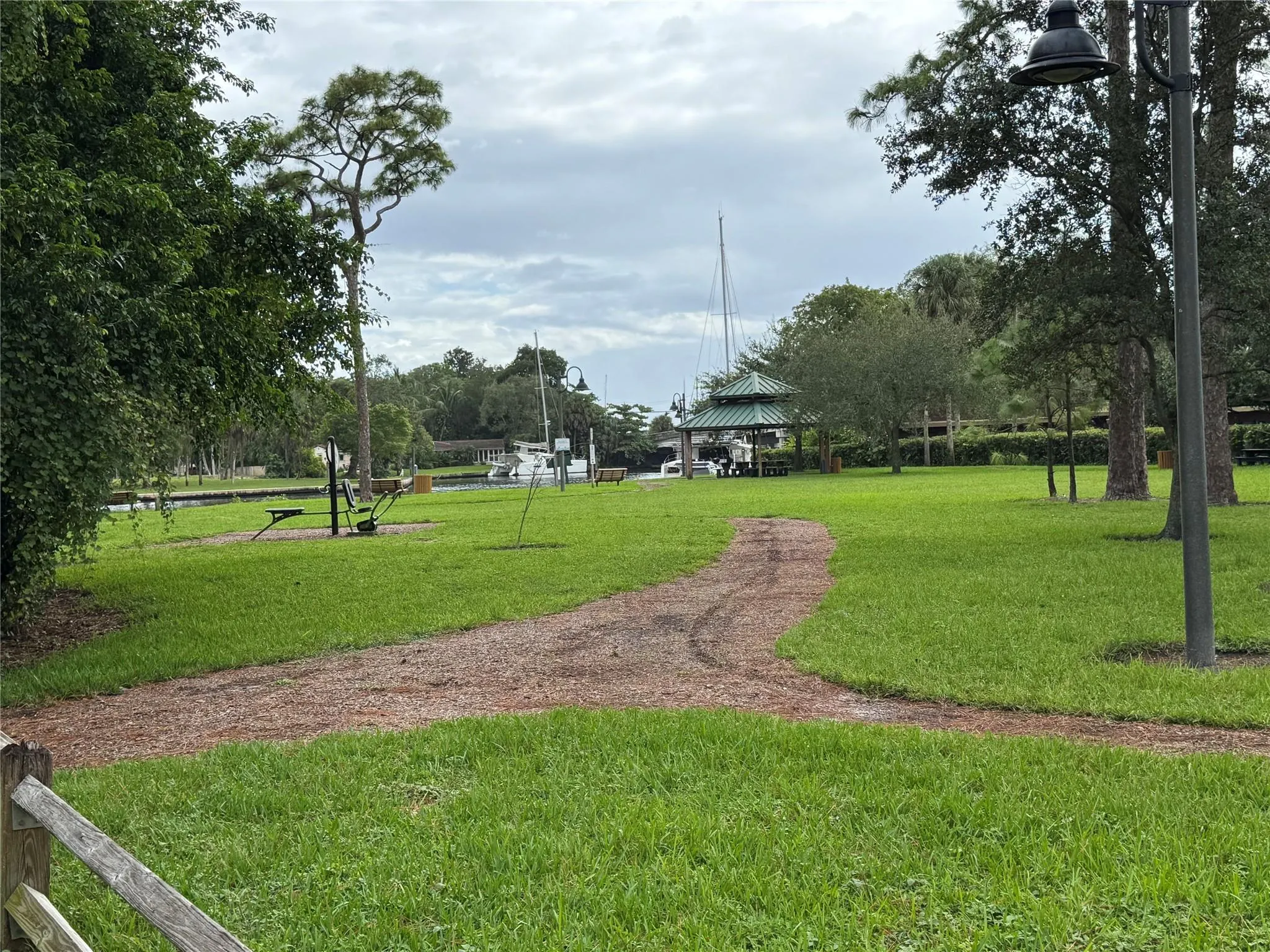 911 SW 15th Ter, #1