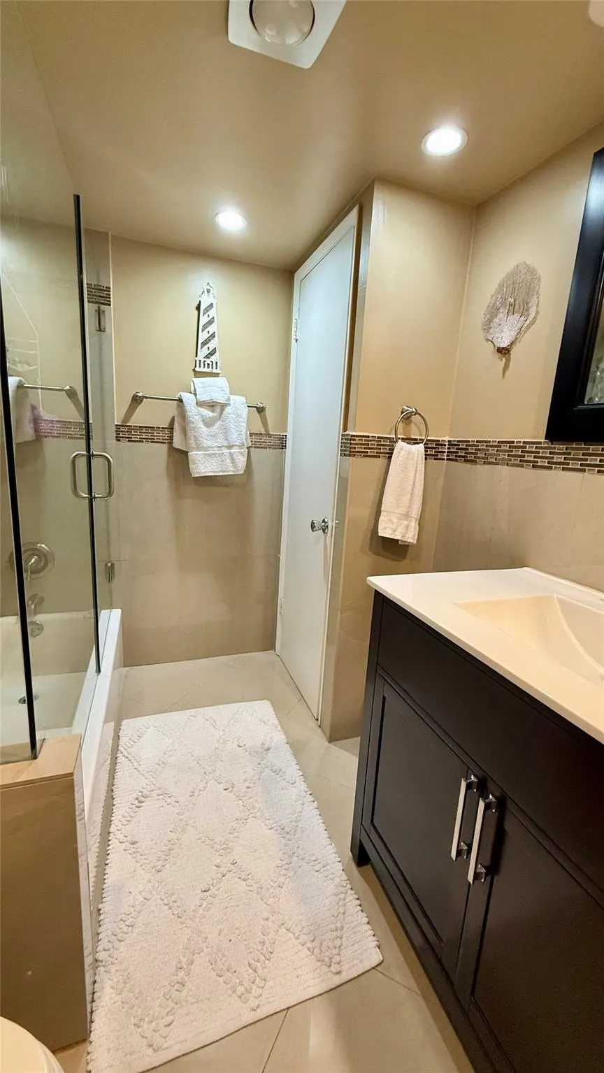 1630 N Ocean Blvd, #314
