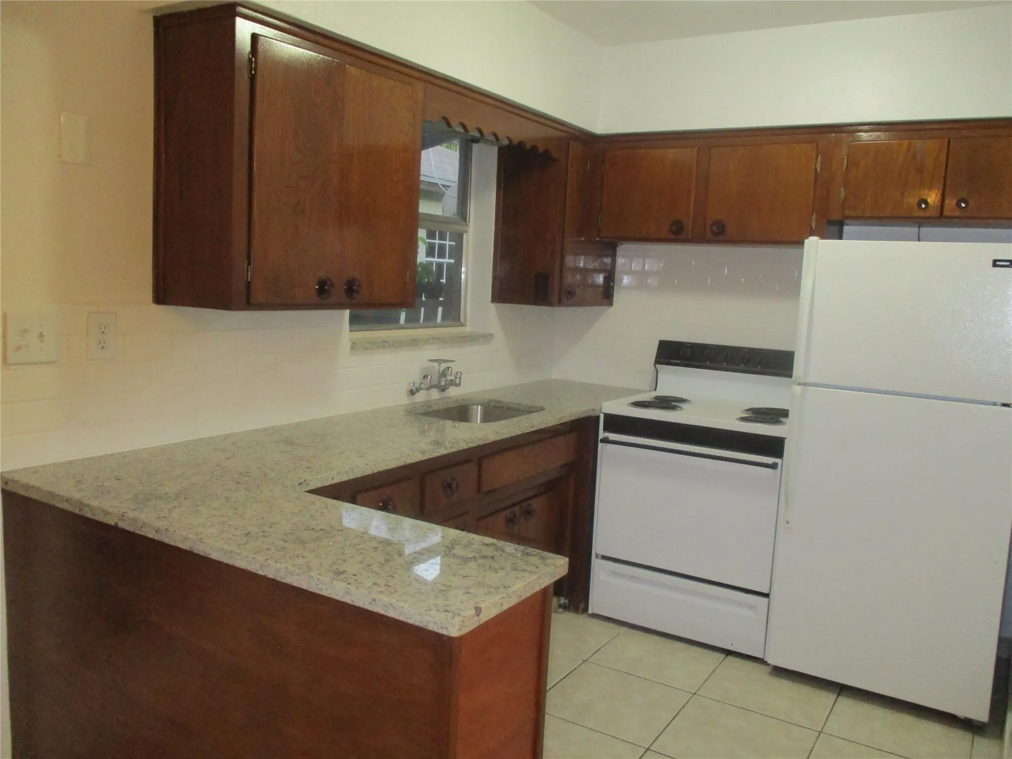 2640 Pierce St, #7