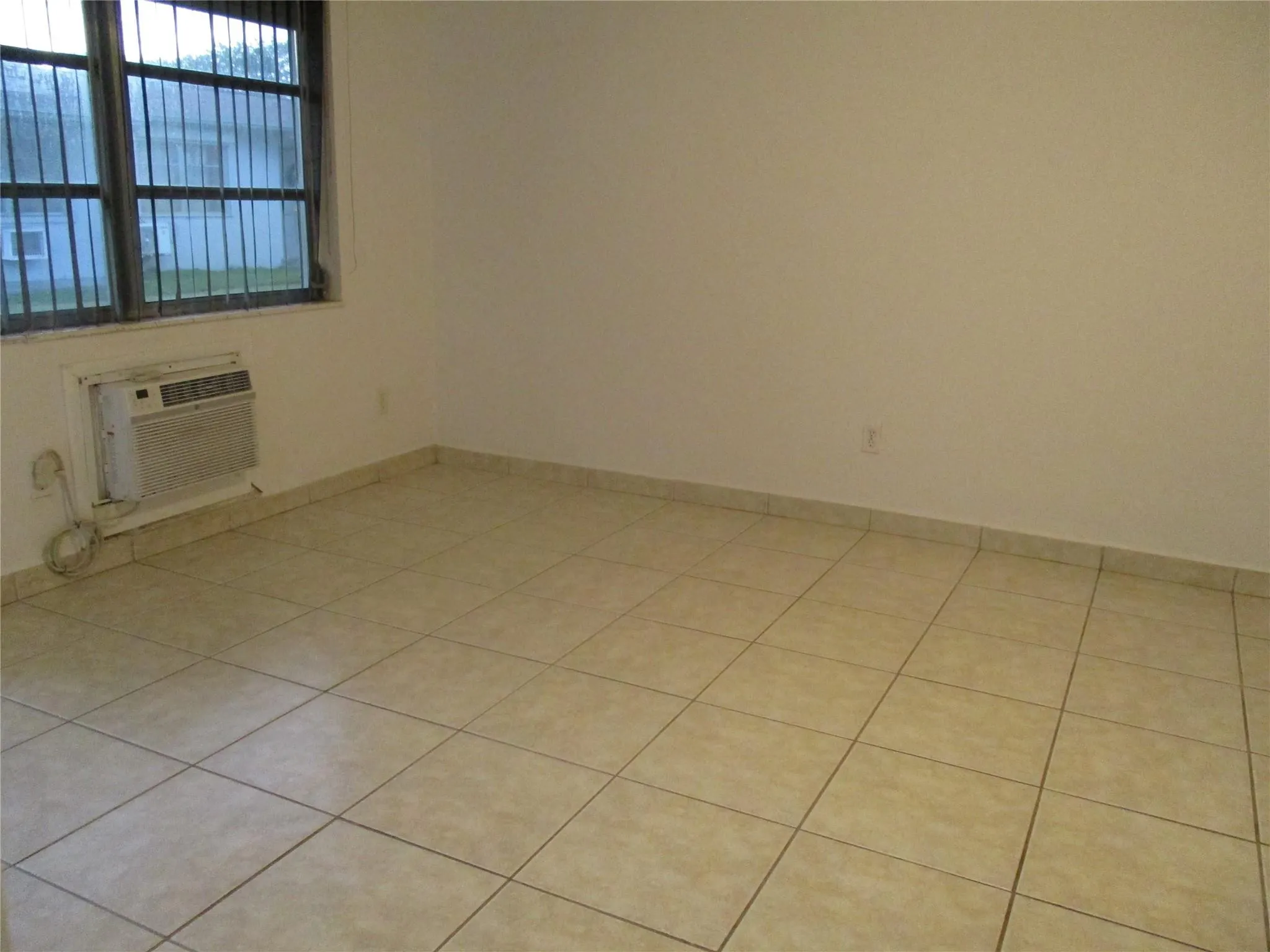 2640 Pierce St, #7
