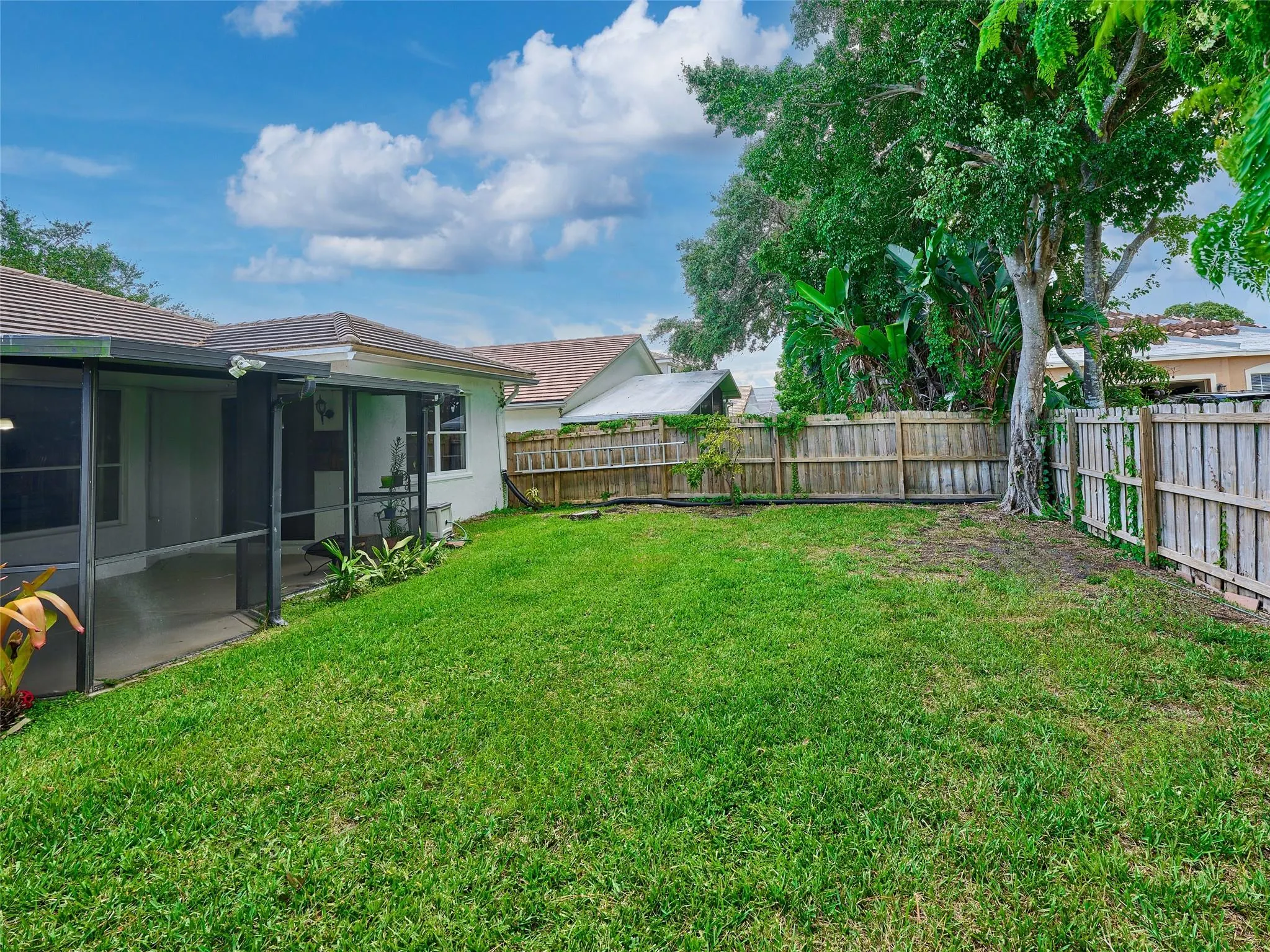 7793 Manor Forest Ln