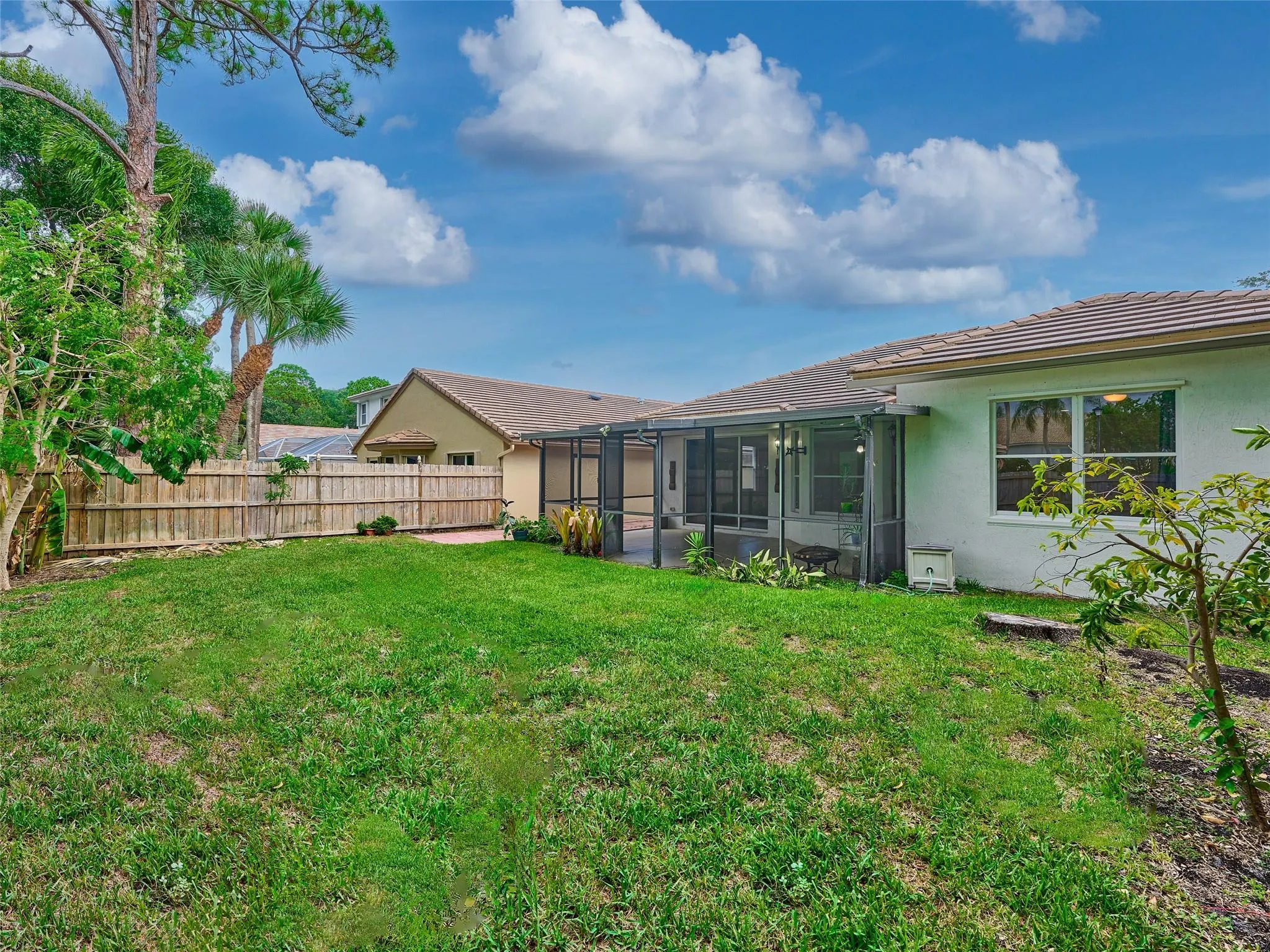 7793 Manor Forest Ln
