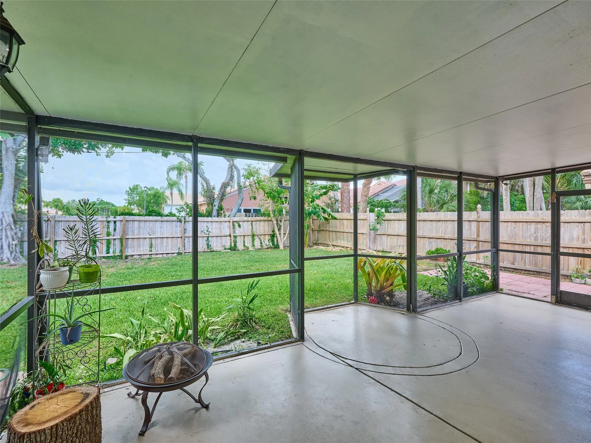 7793 Manor Forest Ln
